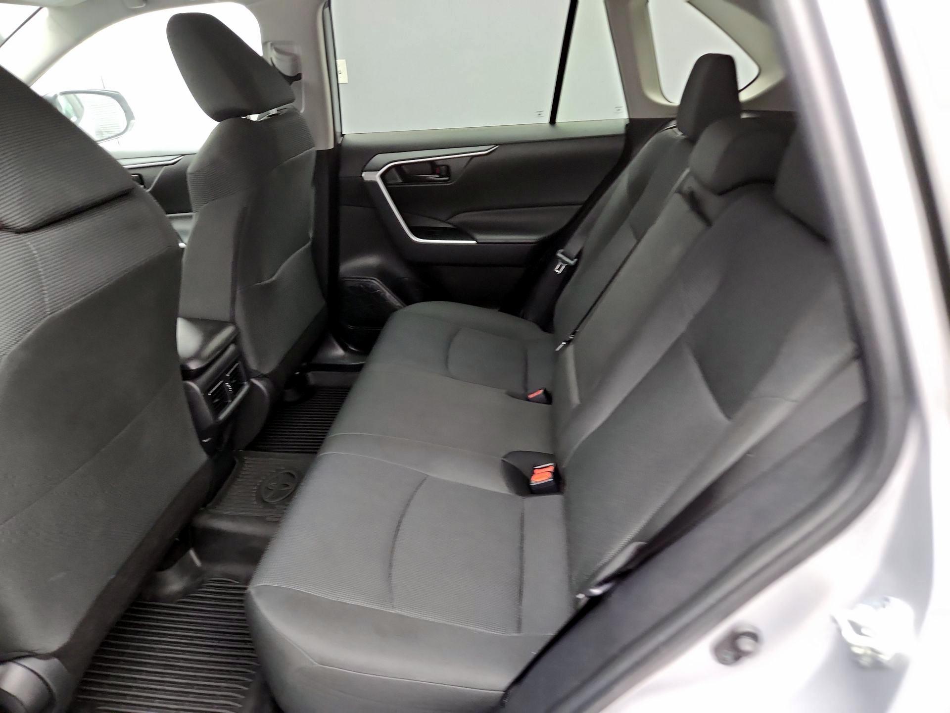 Thumbnail: 2025 Toyota RAV4 - 19