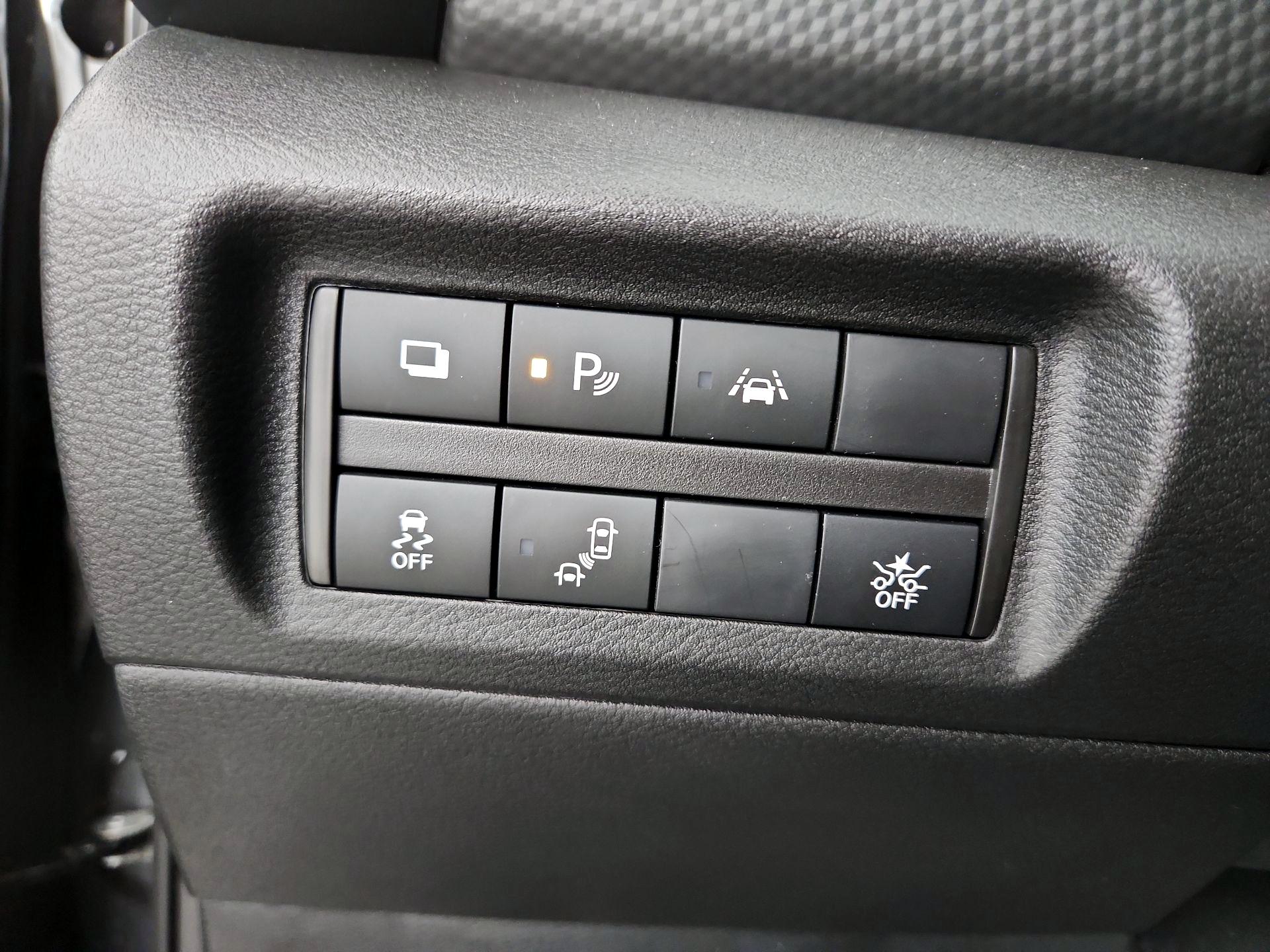 Thumbnail: 2023 Nissan Kicks - 13