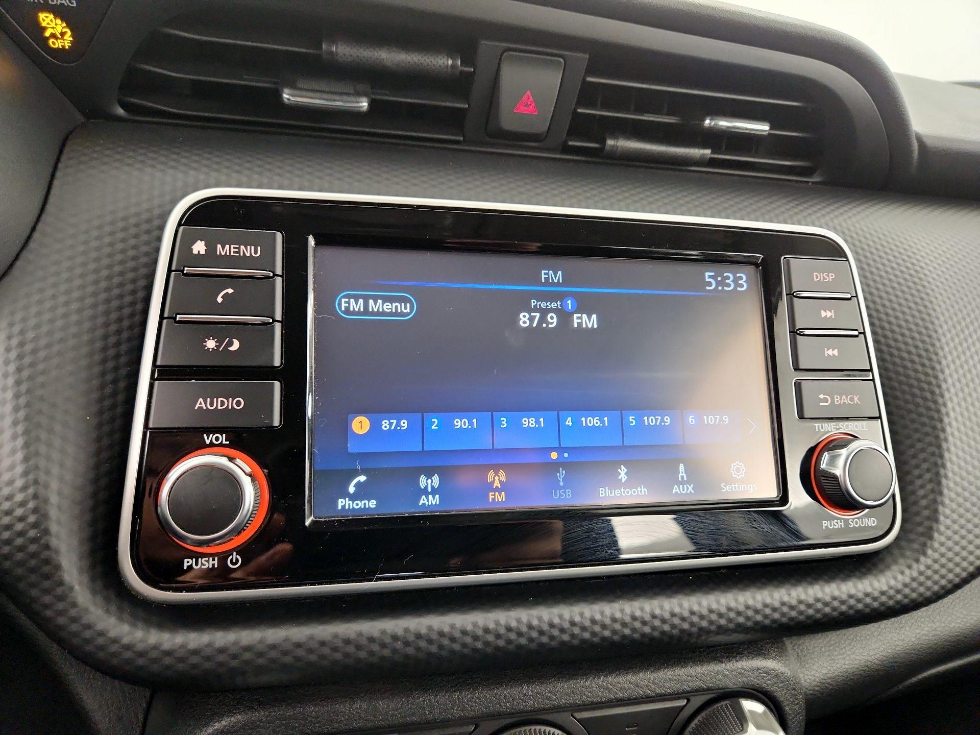 Thumbnail: 2023 Nissan Kicks - 15