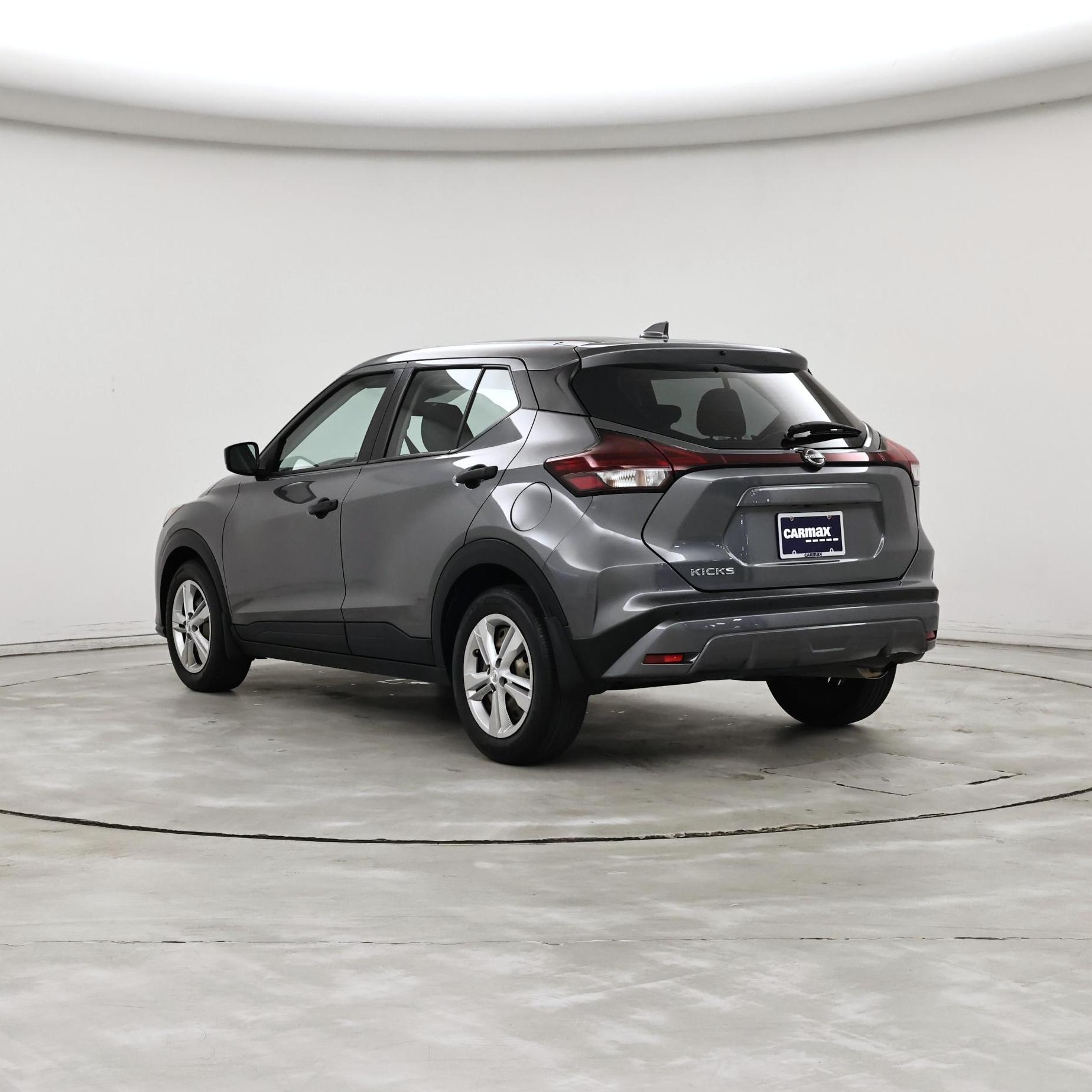 Thumbnail: 2023 Nissan Kicks - 2