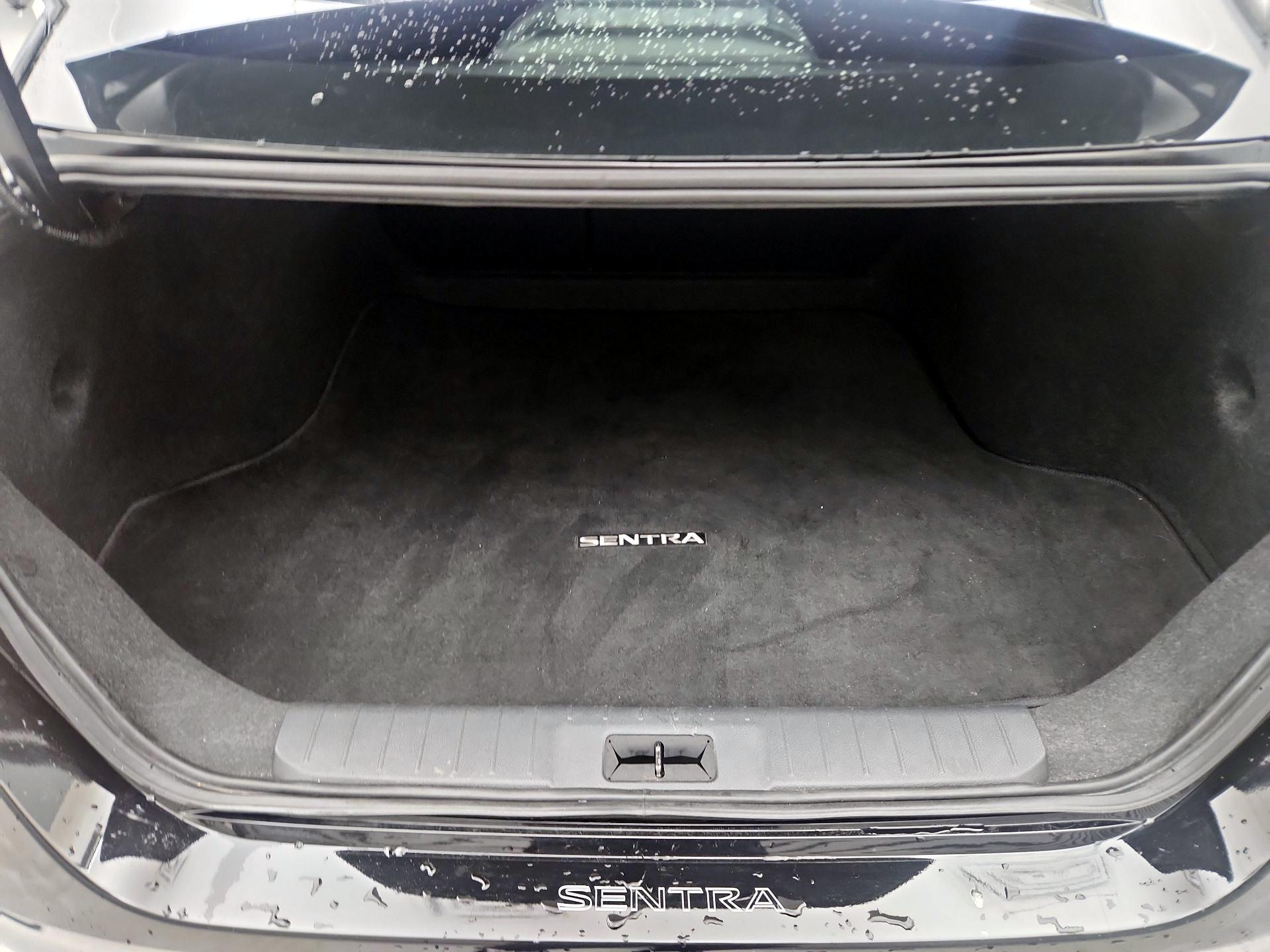 Thumbnail: 2024 Nissan Sentra - 20