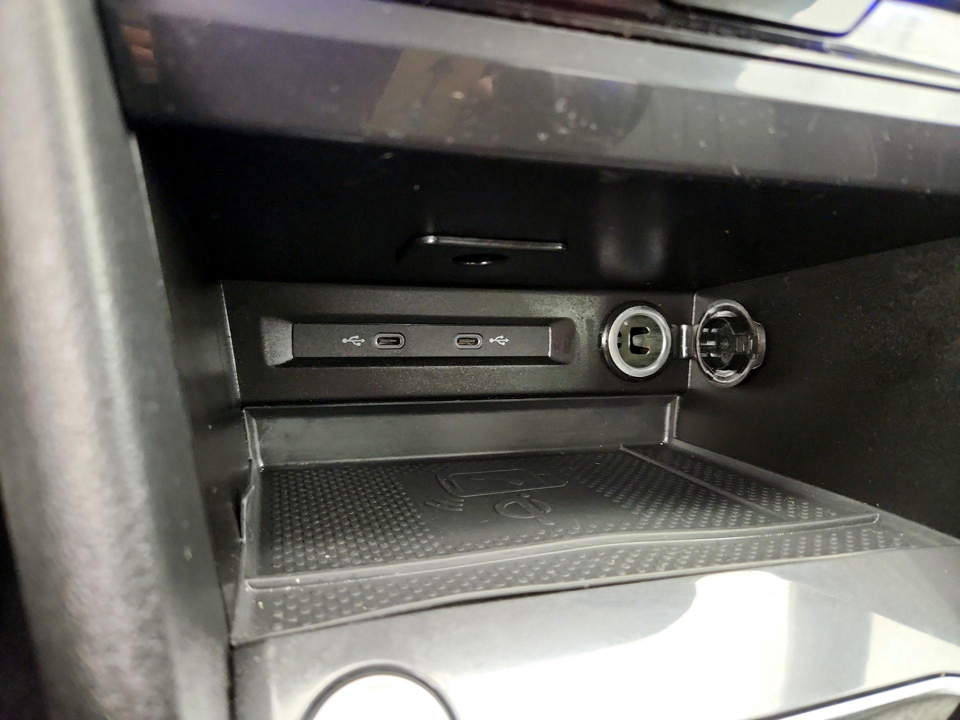 Thumbnail: 2024 Volkswagen Tiguan - 18