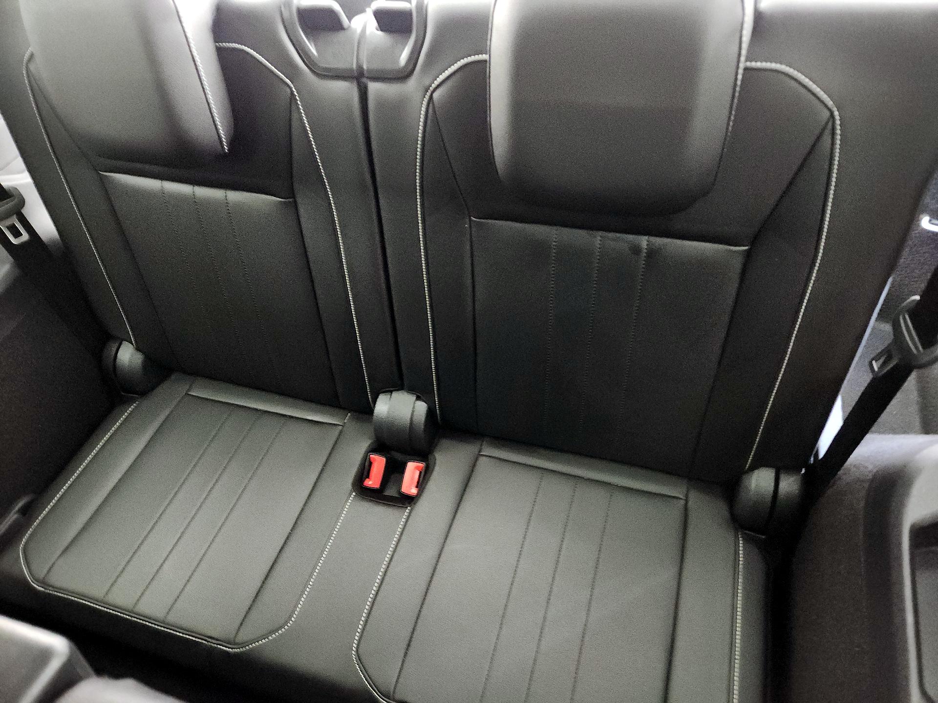 Thumbnail: 2024 Volkswagen Tiguan - 20