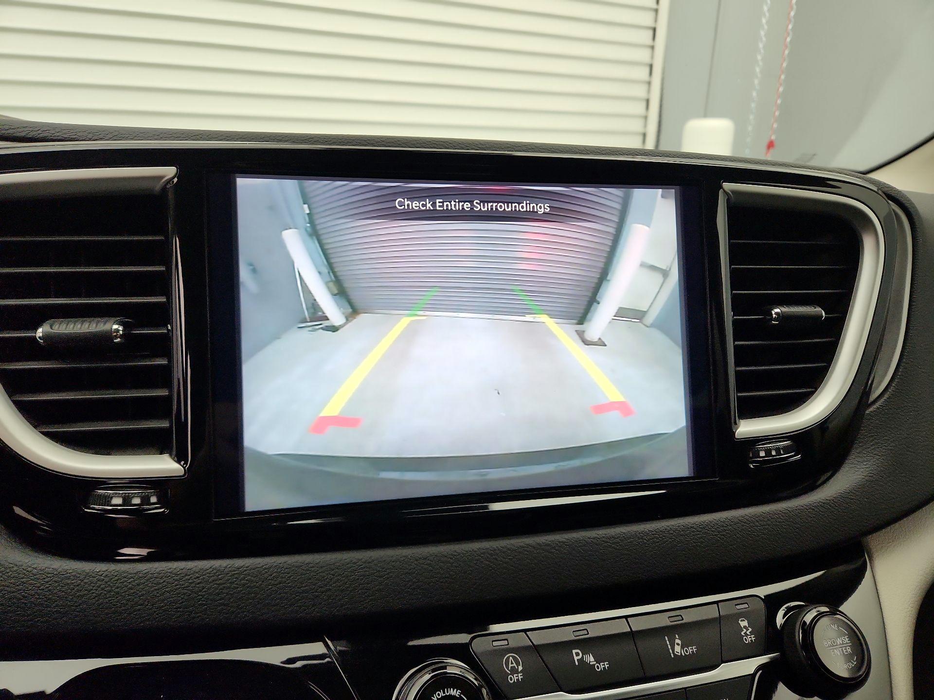 Thumbnail: 2023 Chrysler Pacifica - 14