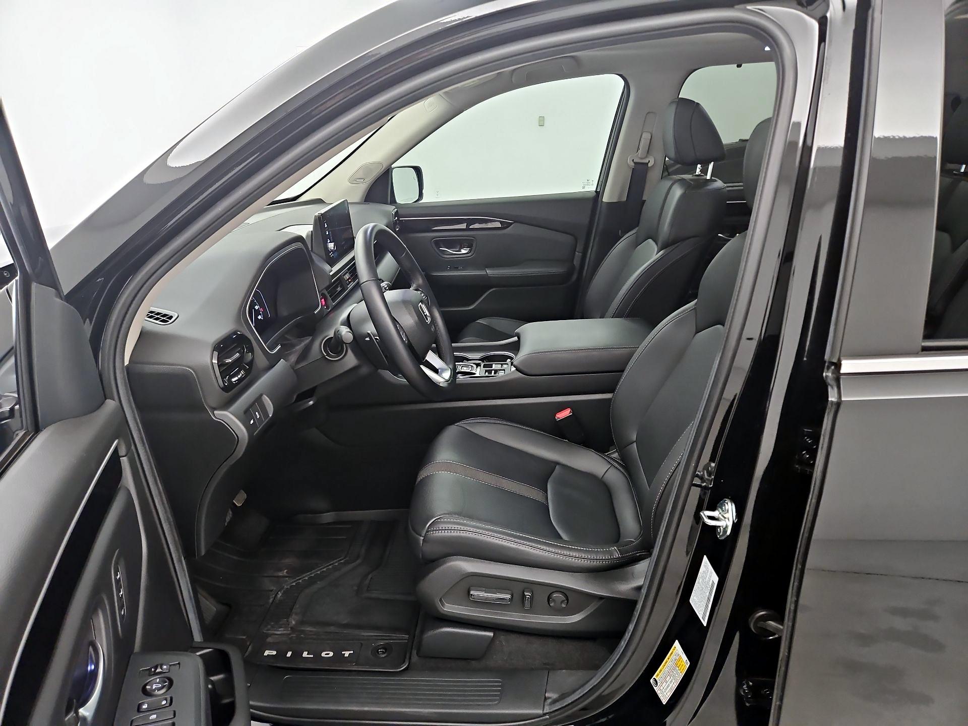 Thumbnail: 2025 Honda Pilot - 11