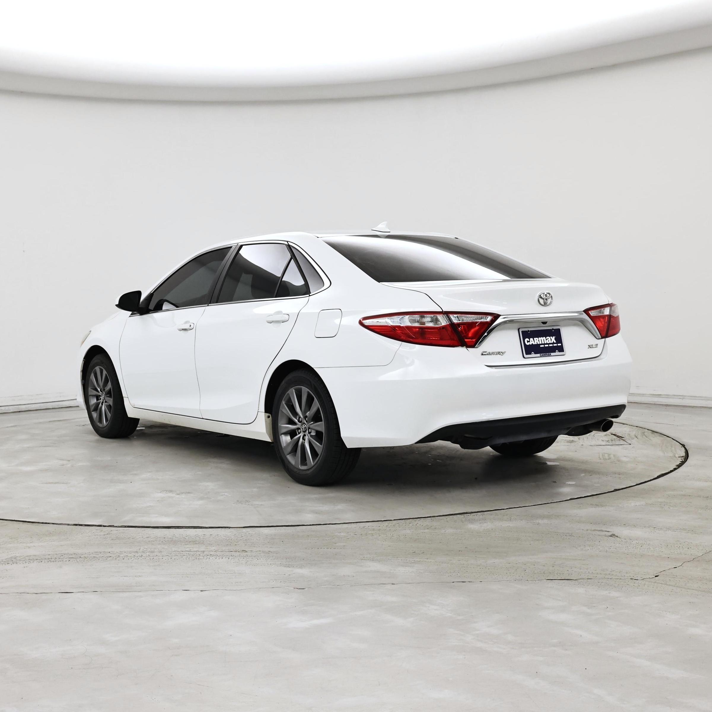 Thumbnail: 2017 Toyota Camry - 2