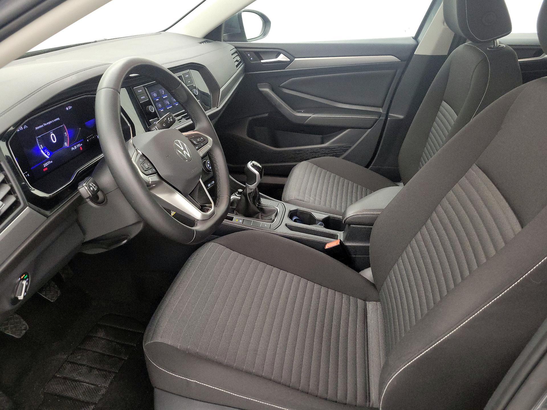 Thumbnail: 2024 Volkswagen Jetta - 11