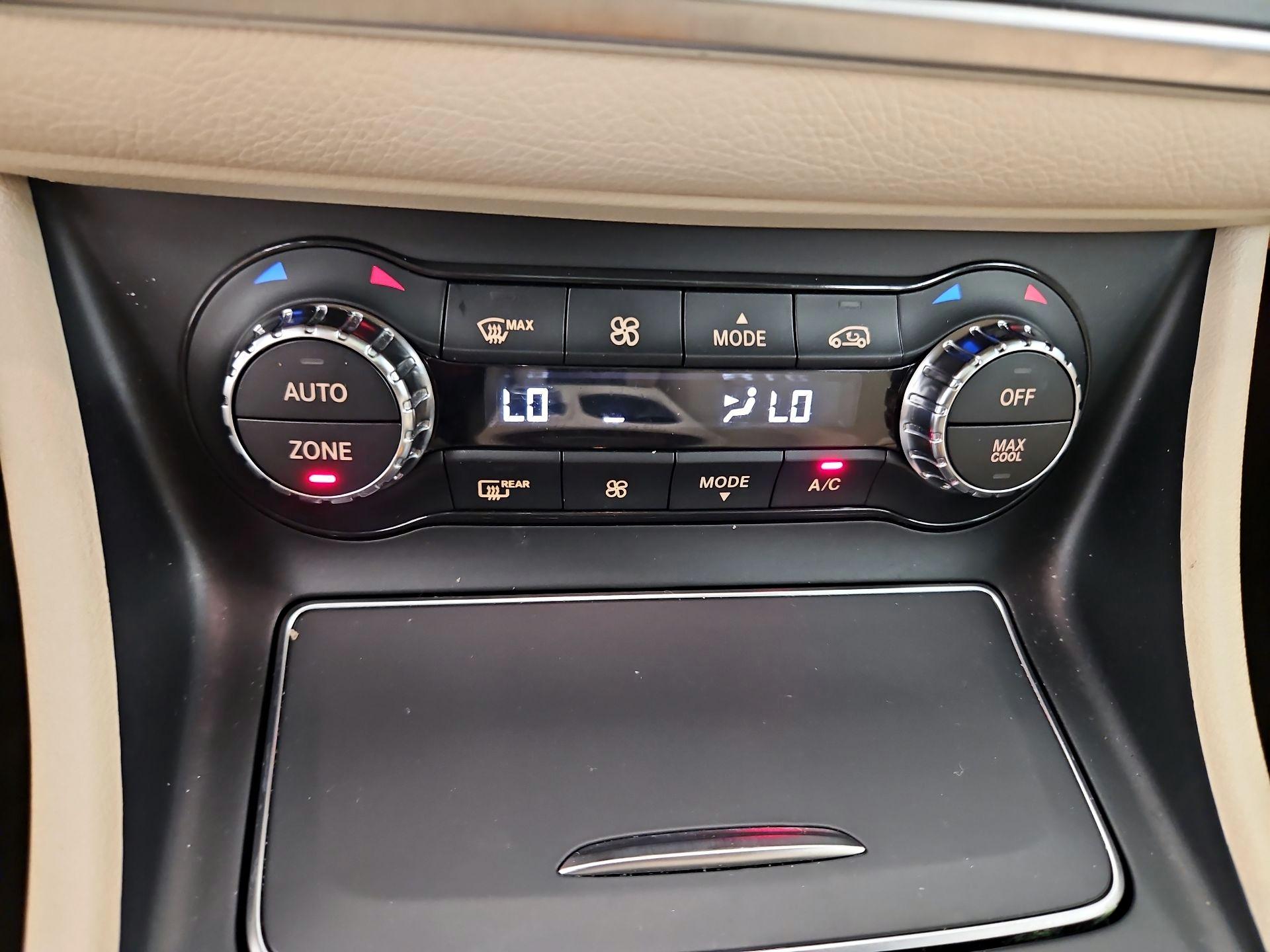 Thumbnail: 2019 Mercedes-Benz CLA - 16