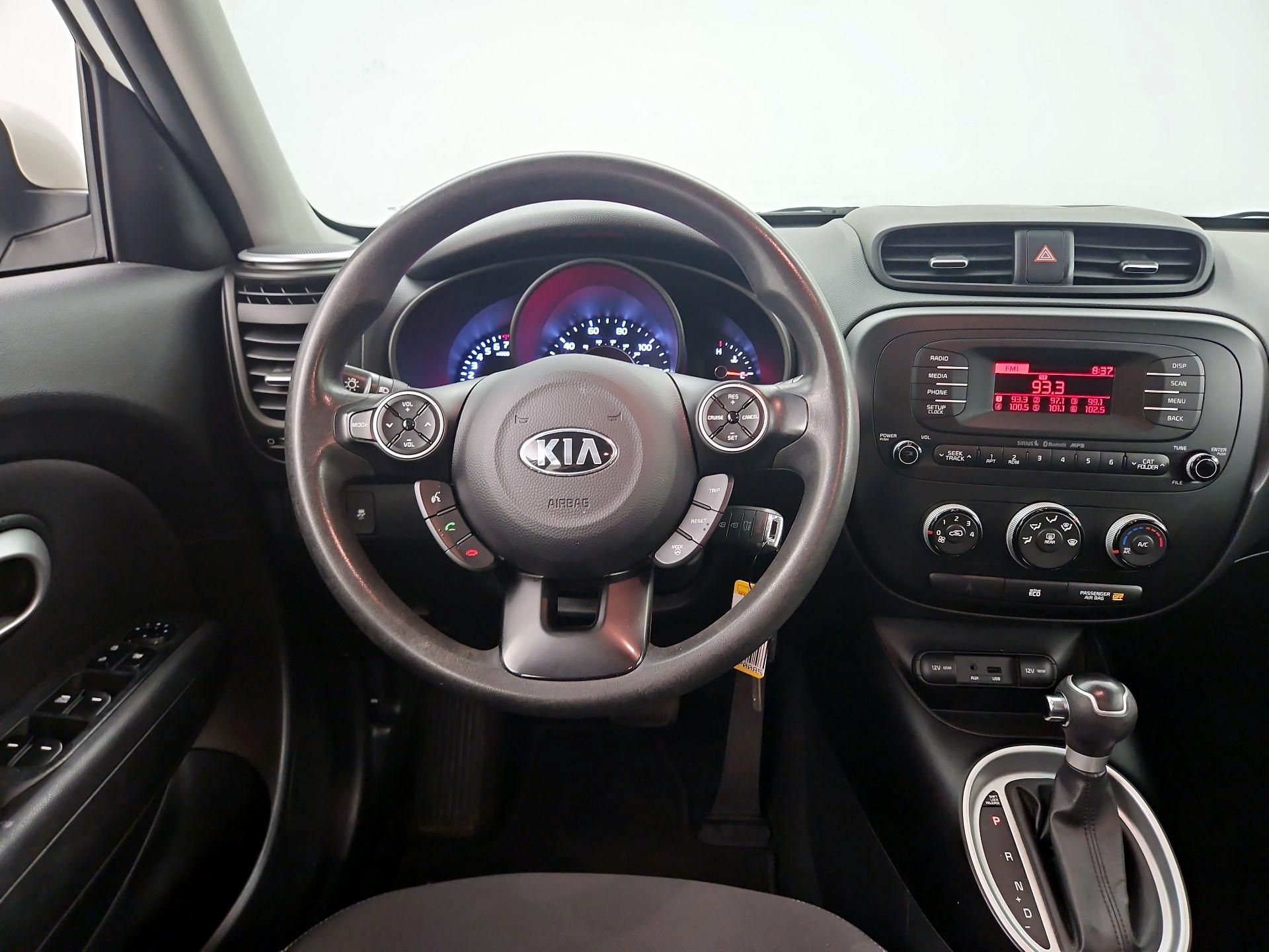 Thumbnail: 2015 Kia Soul - 10