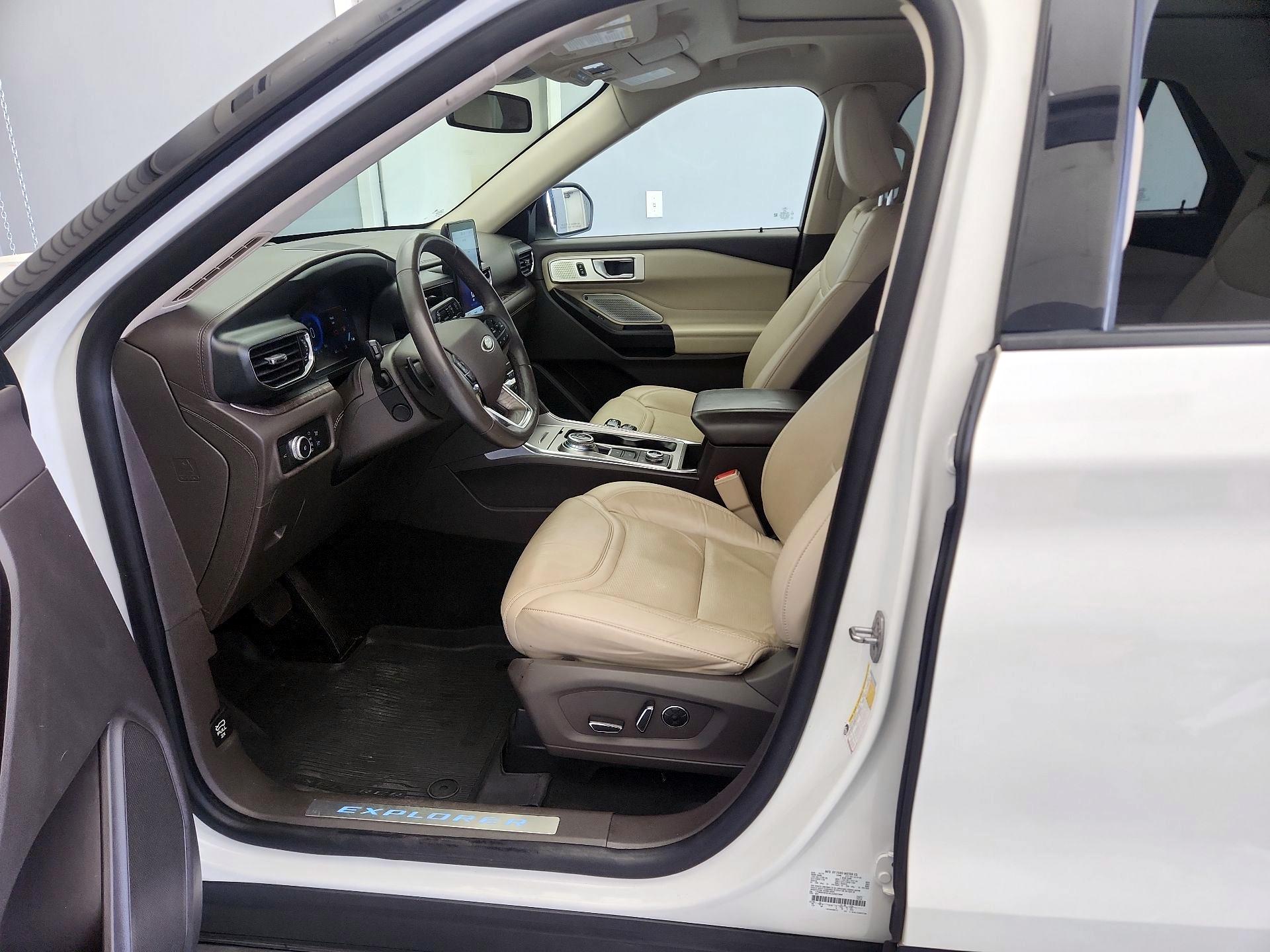 Thumbnail: 2020 Ford Explorer - 11