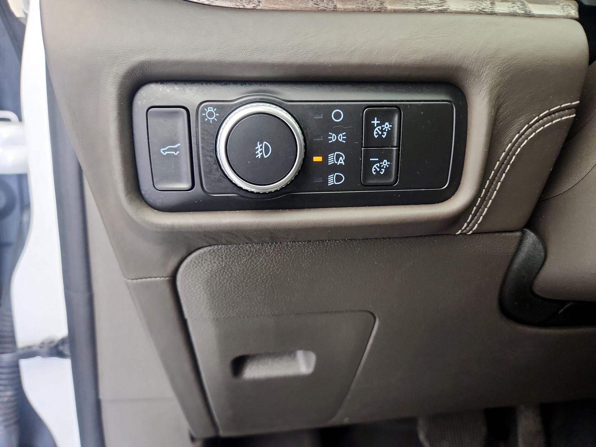 Thumbnail: 2020 Ford Explorer - 13