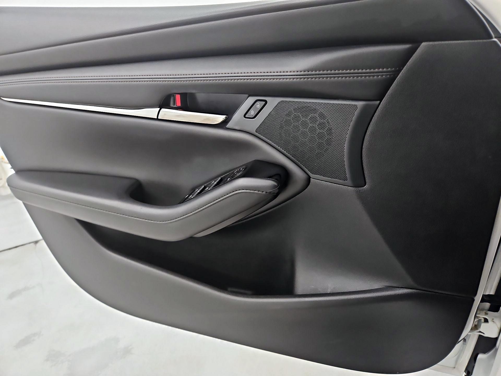 Thumbnail: 2023 Mazda Mazda3 - 12