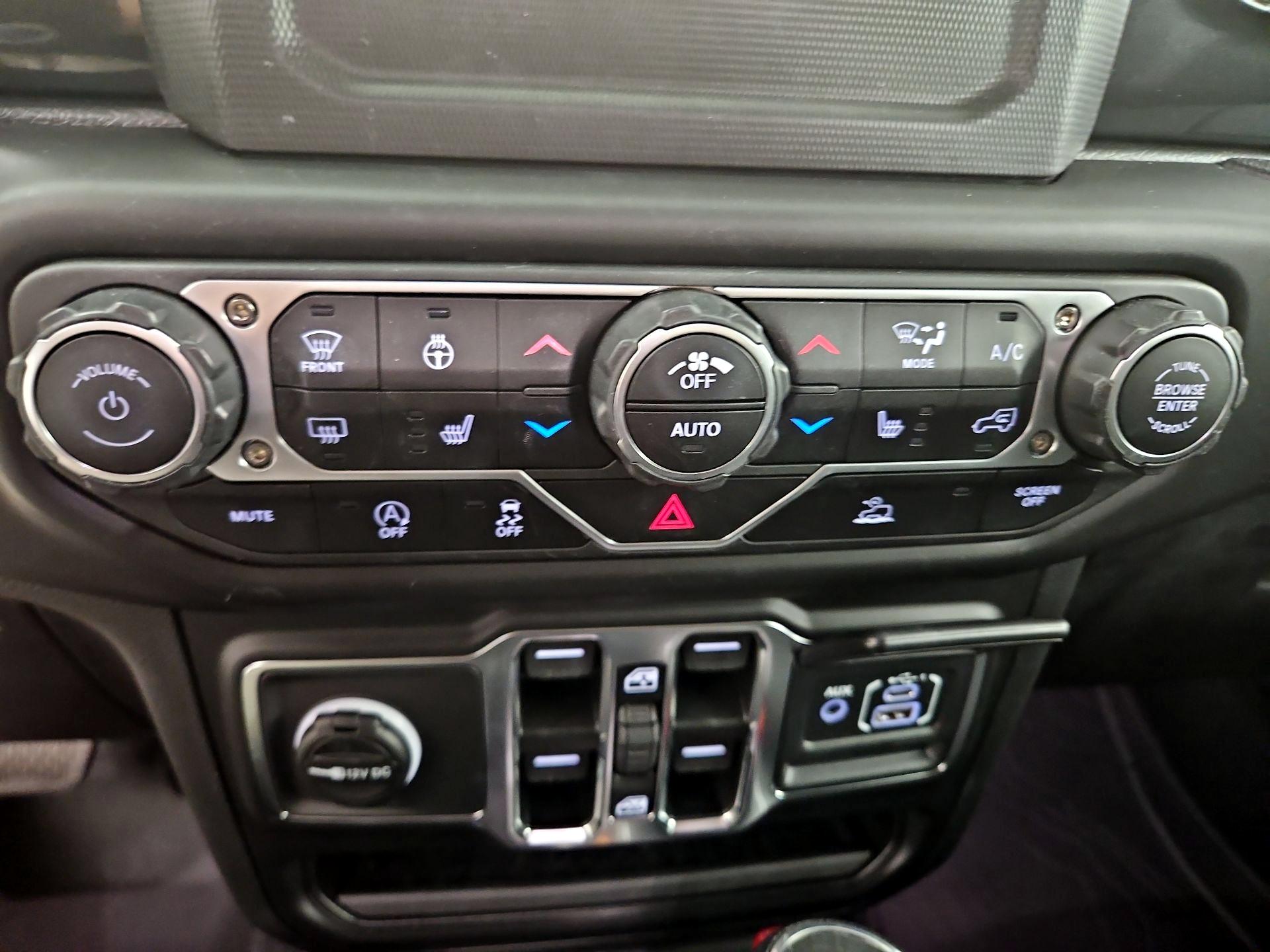 Thumbnail: 2023 Jeep Wrangler - 16