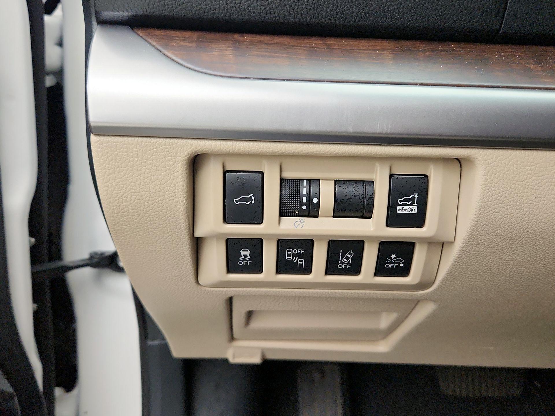 Thumbnail: 2019 Subaru Outback - 13