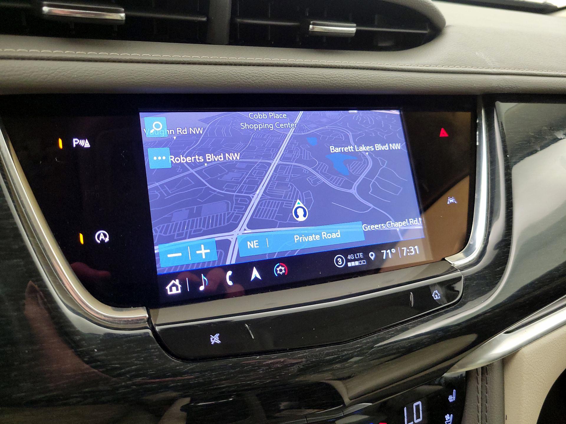 Thumbnail: 2023 Cadillac XT6 - 9