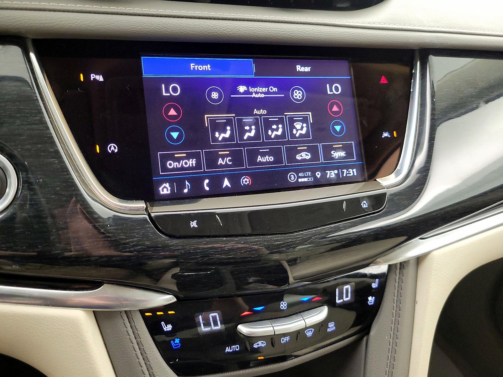 Thumbnail: 2023 Cadillac XT6 - 12