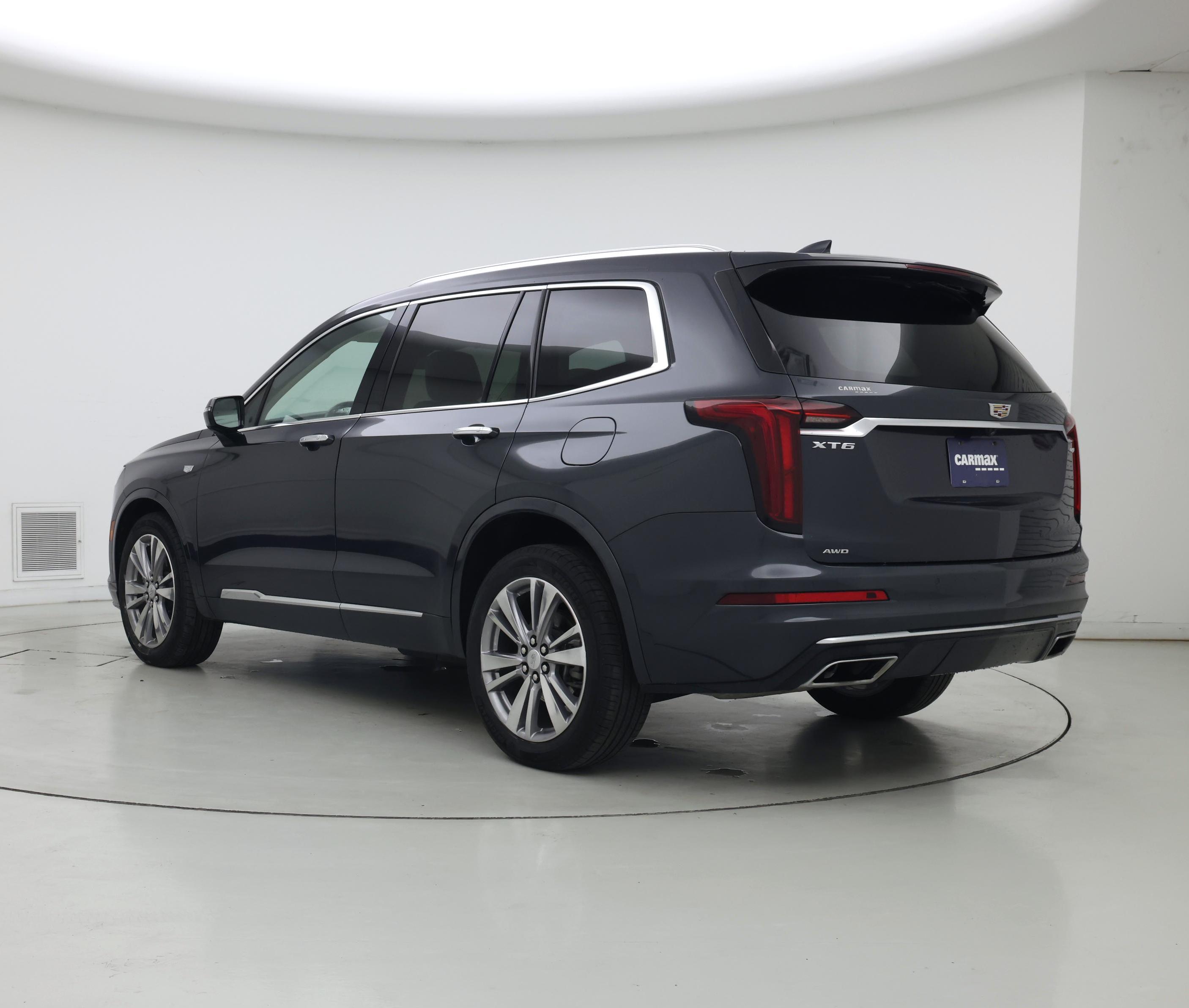 Thumbnail: 2023 Cadillac XT6 - 2