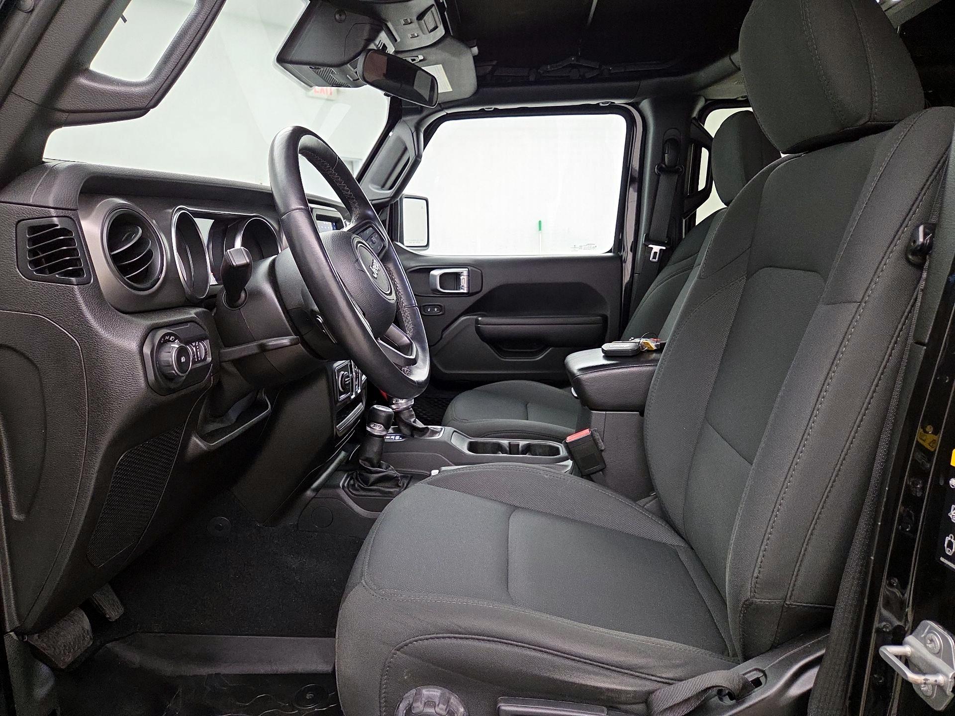 Thumbnail: 2021 Jeep Wrangler - 11