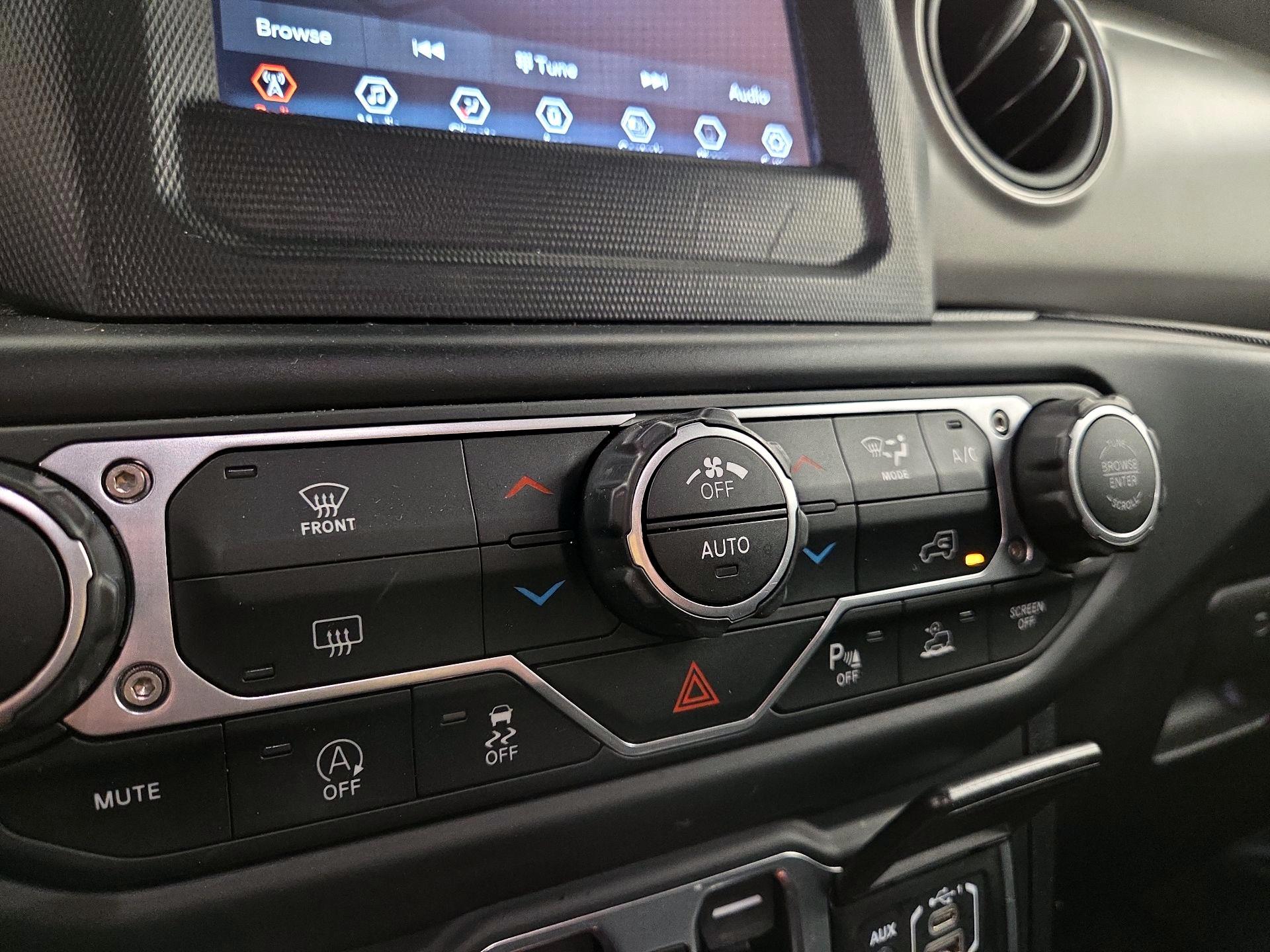 Thumbnail: 2021 Jeep Wrangler - 16