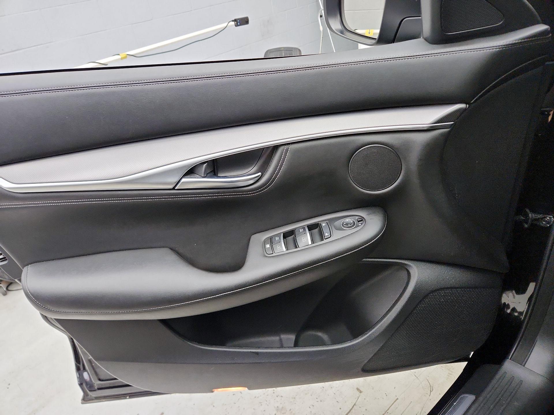 Thumbnail: 2022 INFINITI QX55 - 12