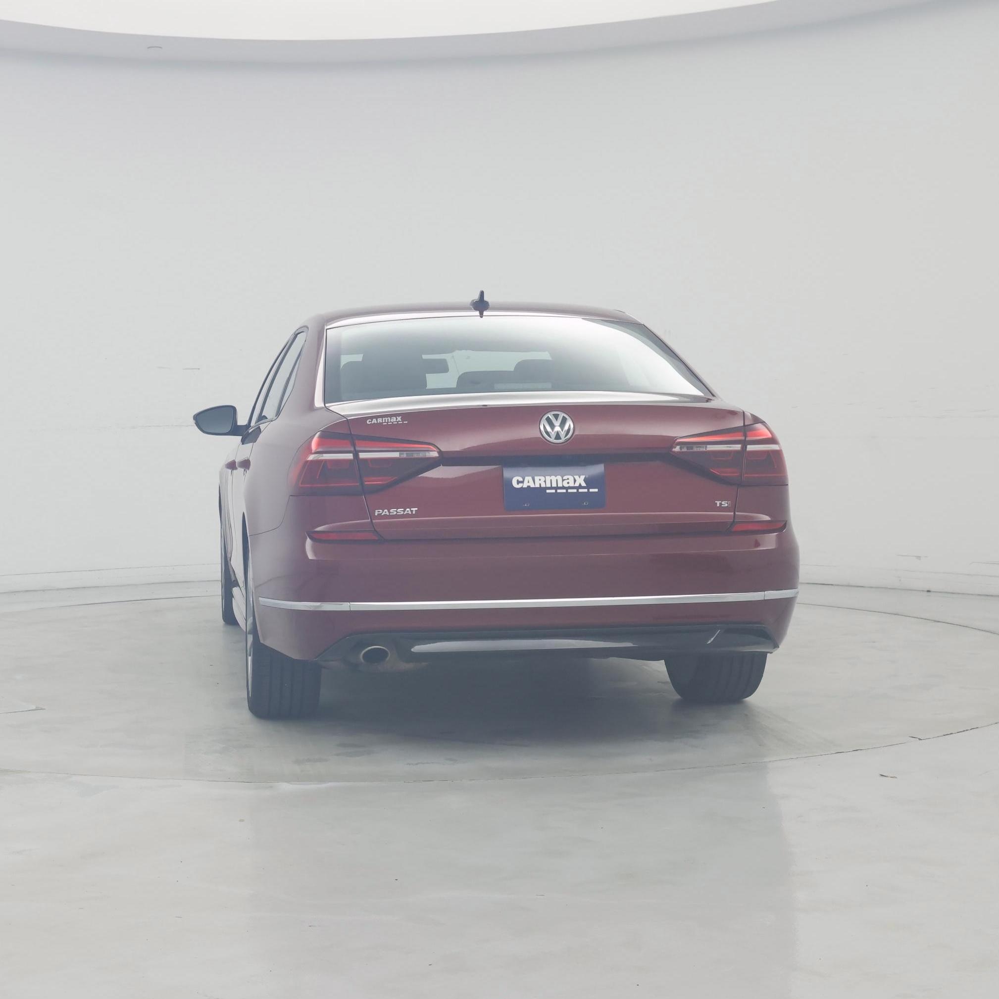 Thumbnail: 2018 Volkswagen Passat - 6