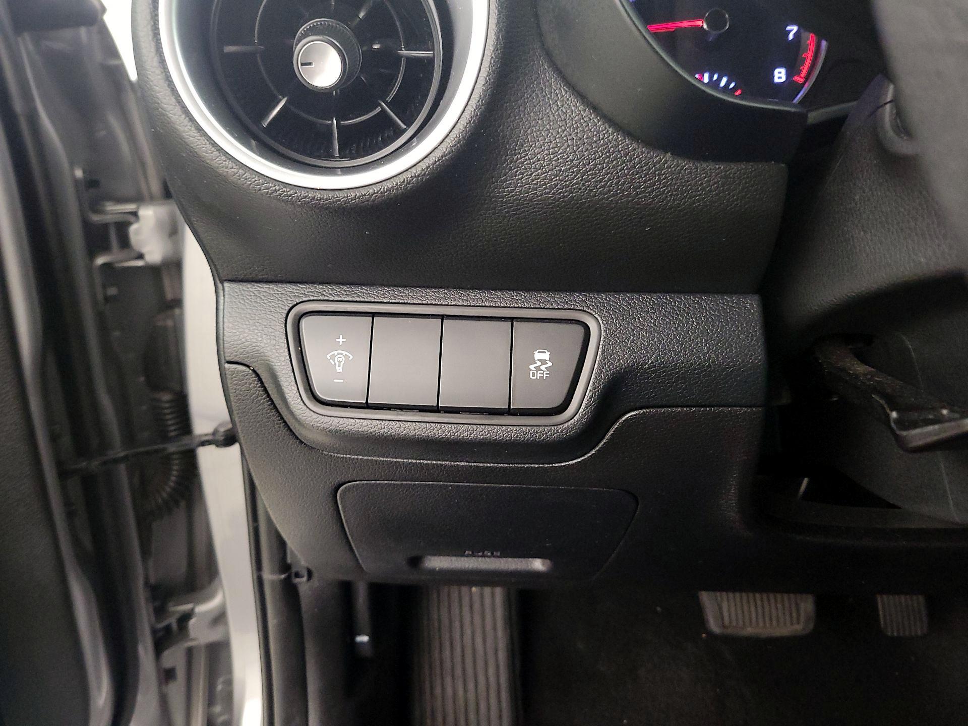 Thumbnail: 2024 Kia Forte - 13