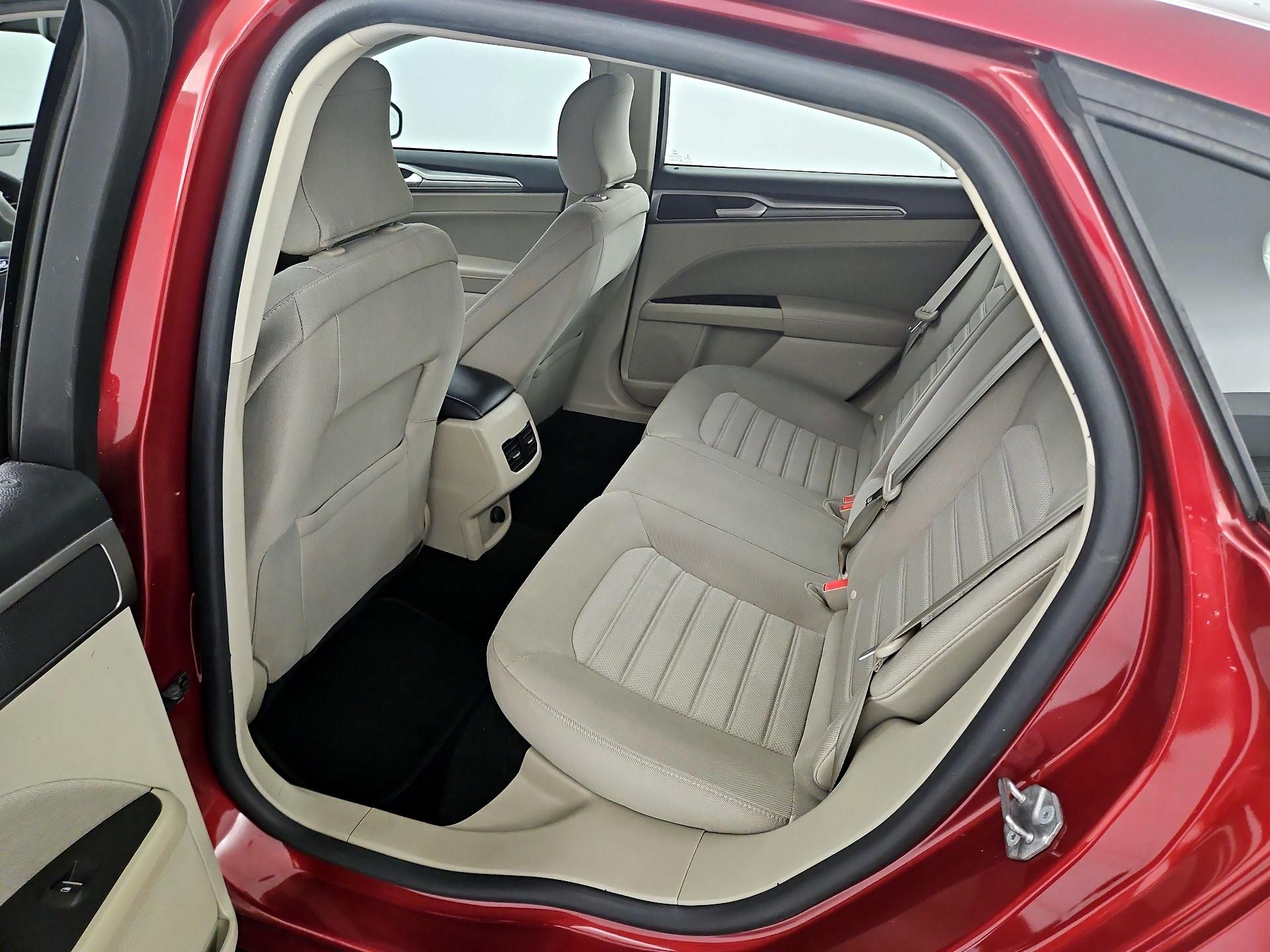 Thumbnail: 2019 Ford Fusion - 20