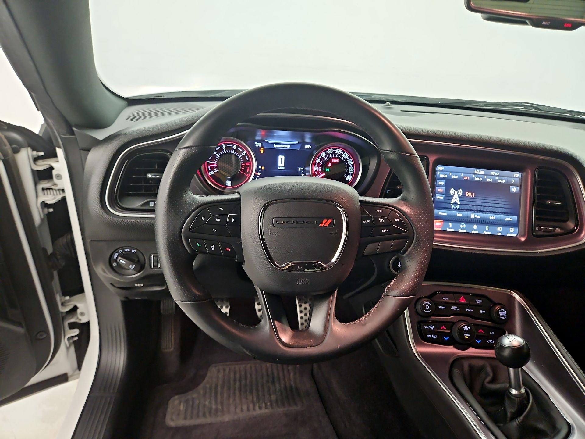 Thumbnail: 2018 Dodge Challenger - 10