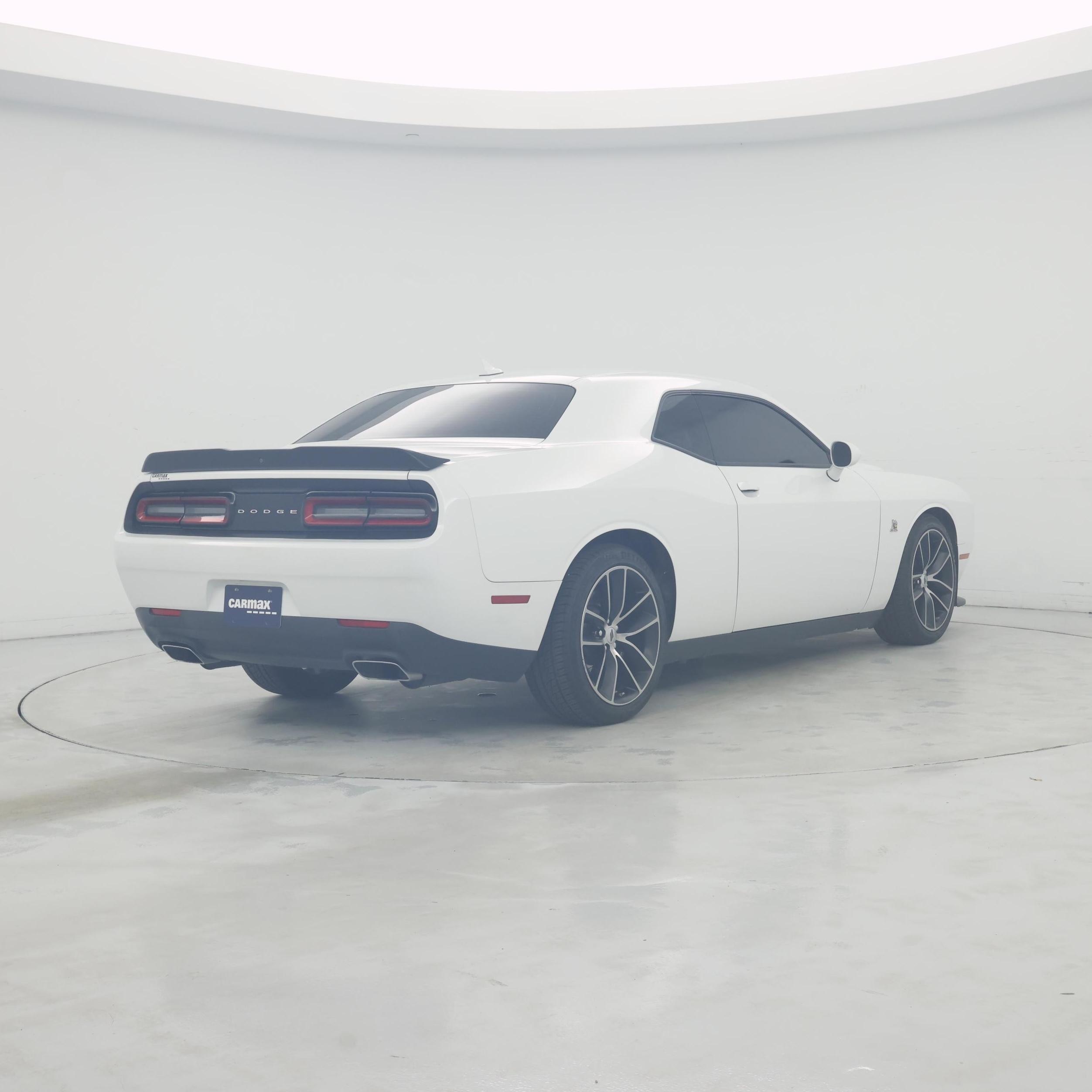 Thumbnail: 2018 Dodge Challenger - 8