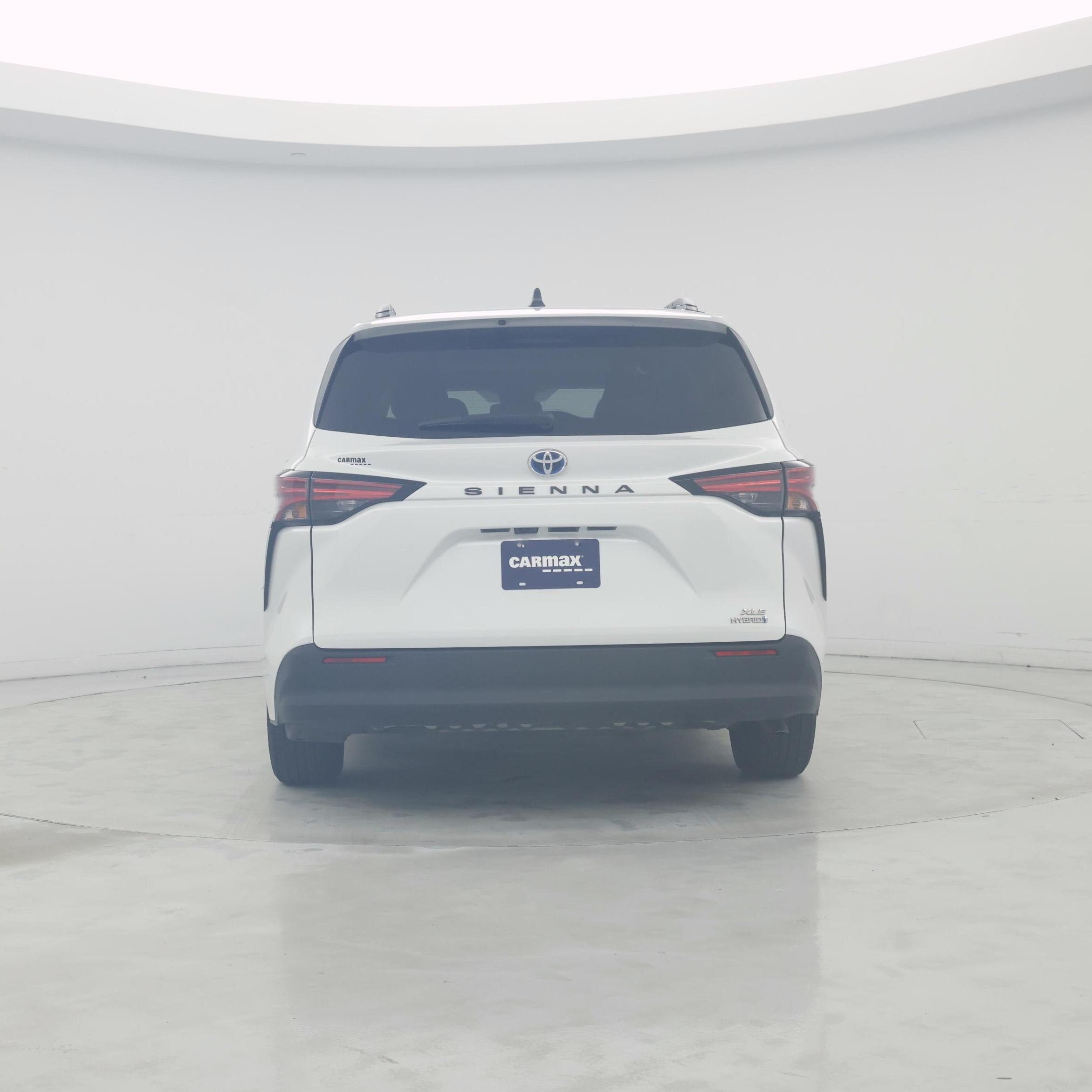 Thumbnail: 2022 Toyota Sienna - 6