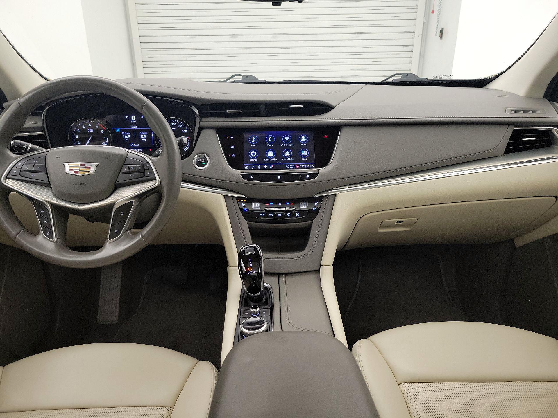 Thumbnail: 2021 Cadillac XT5 - 9