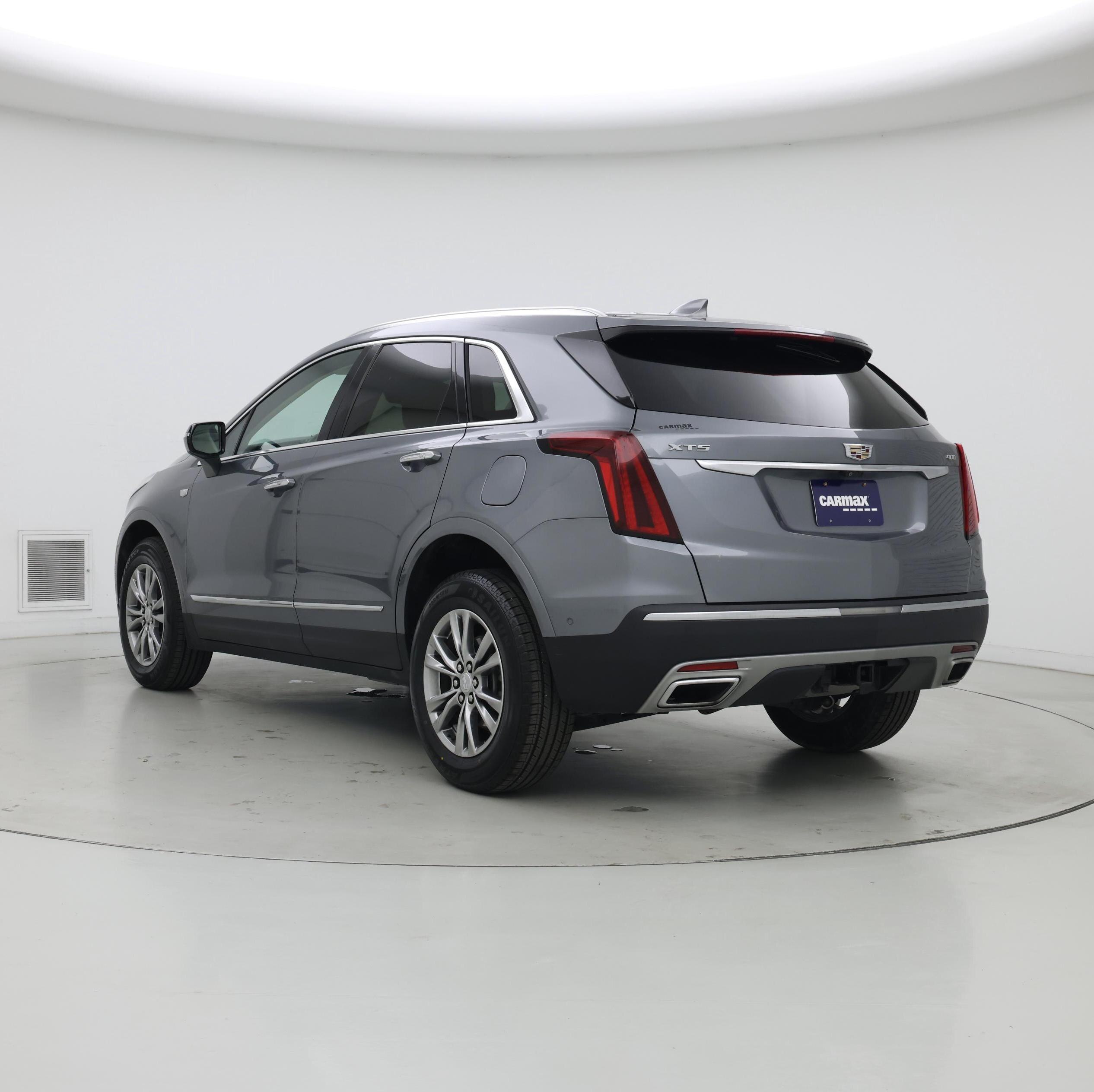 Thumbnail: 2021 Cadillac XT5 - 2