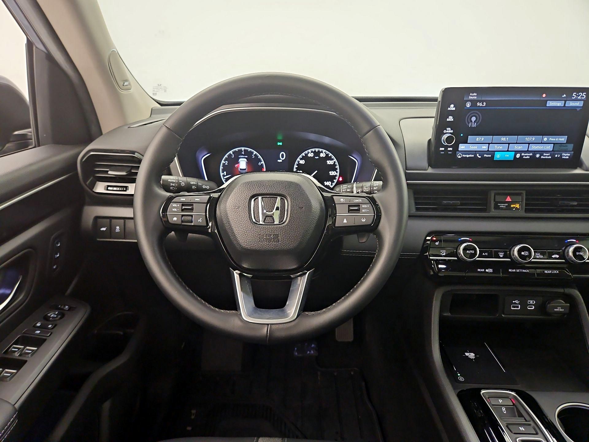 Thumbnail: 2025 Honda Pilot - 10