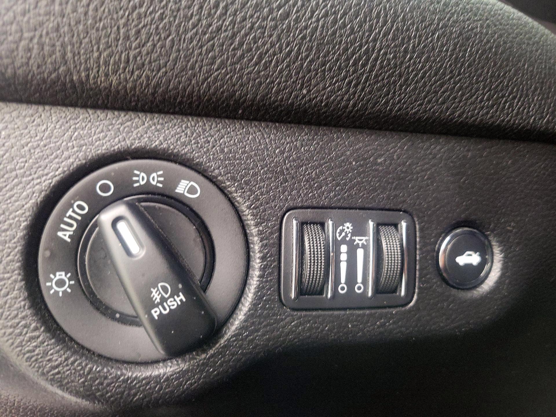 Thumbnail: 2020 Dodge Challenger - 13