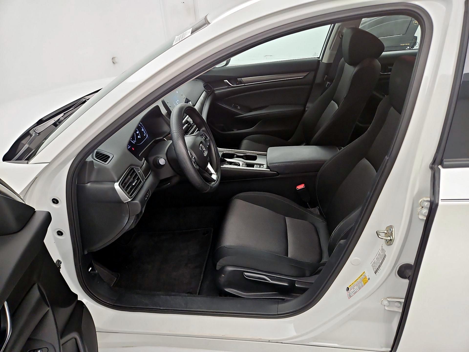 Thumbnail: 2018 Honda Accord - 11