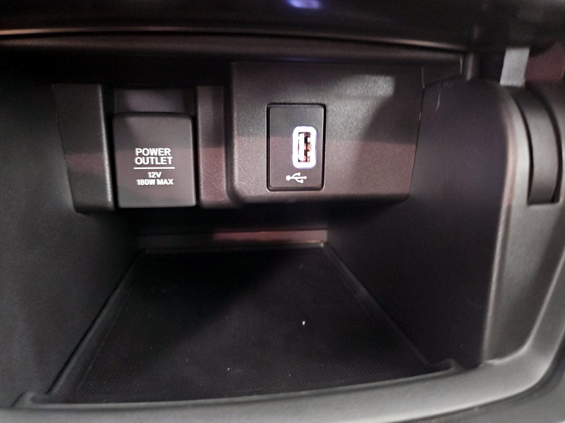 Thumbnail: 2018 Honda Accord - 18