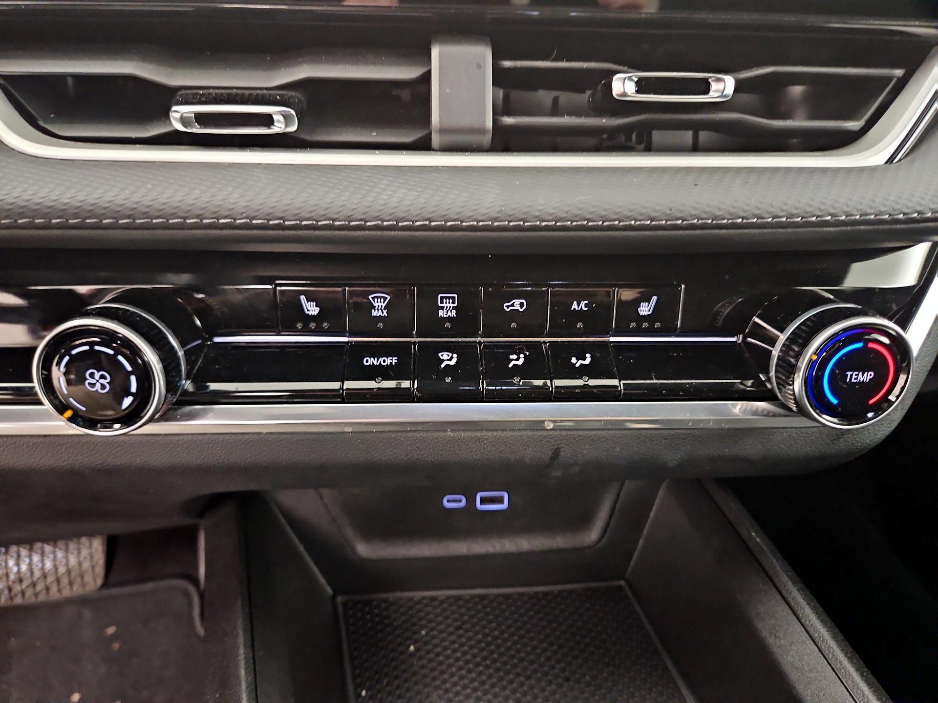 Thumbnail: 2025 Chevrolet Equinox - 17