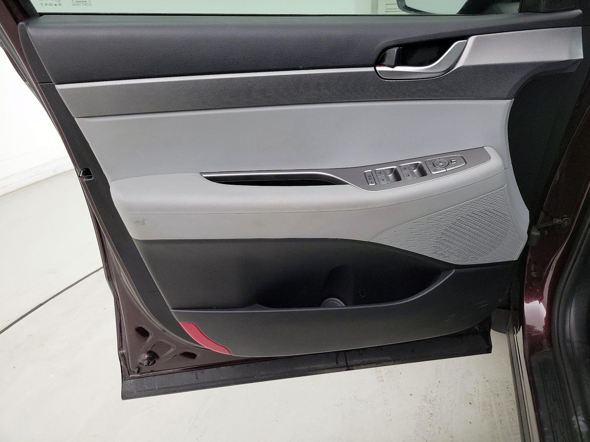 Thumbnail: 2020 Hyundai Palisade - 12