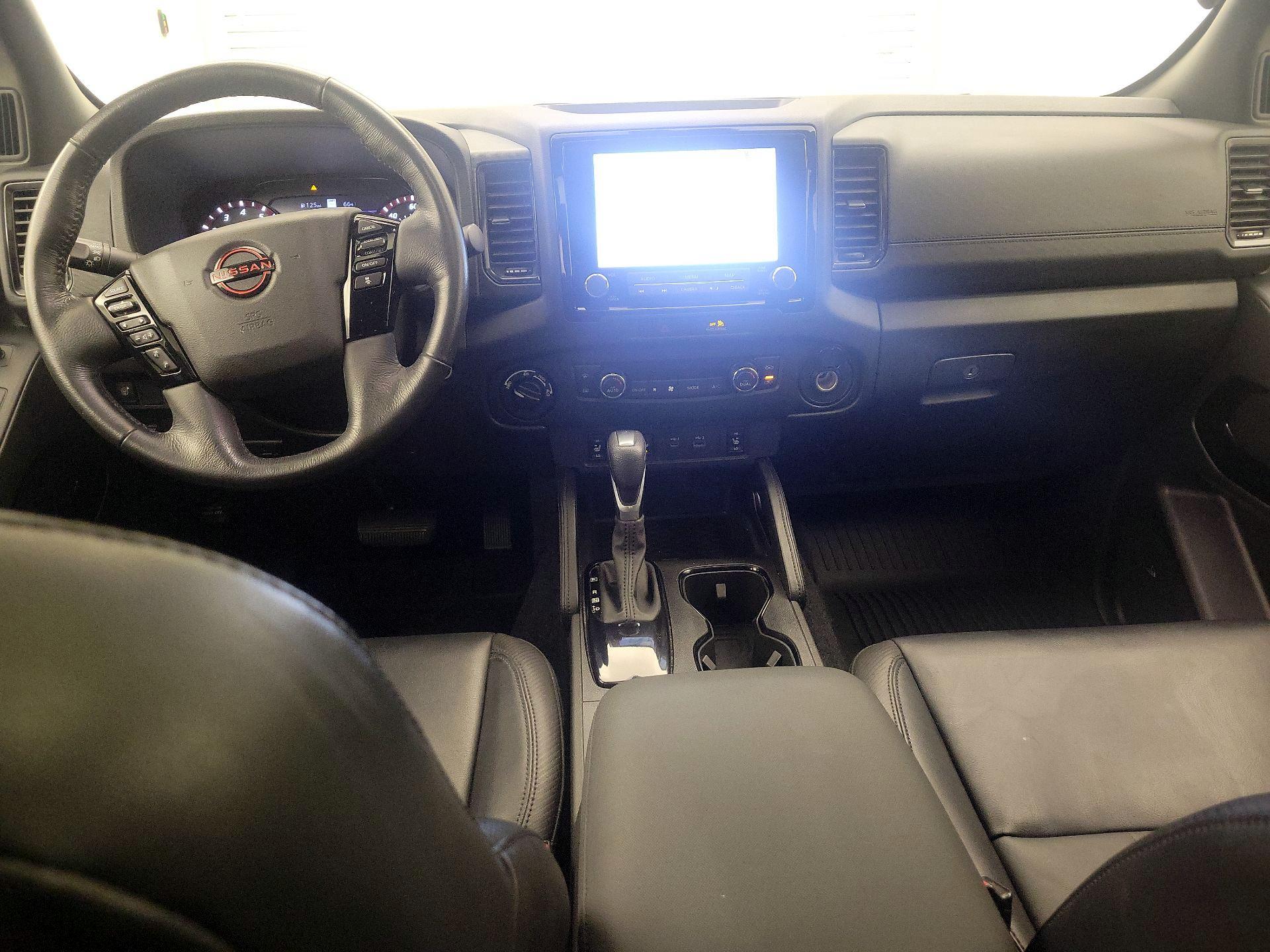 Thumbnail: 2022 Nissan Frontier - 9