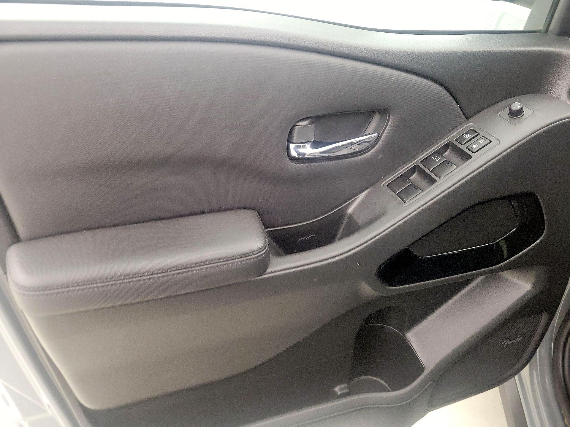 Thumbnail: 2022 Nissan Frontier - 12