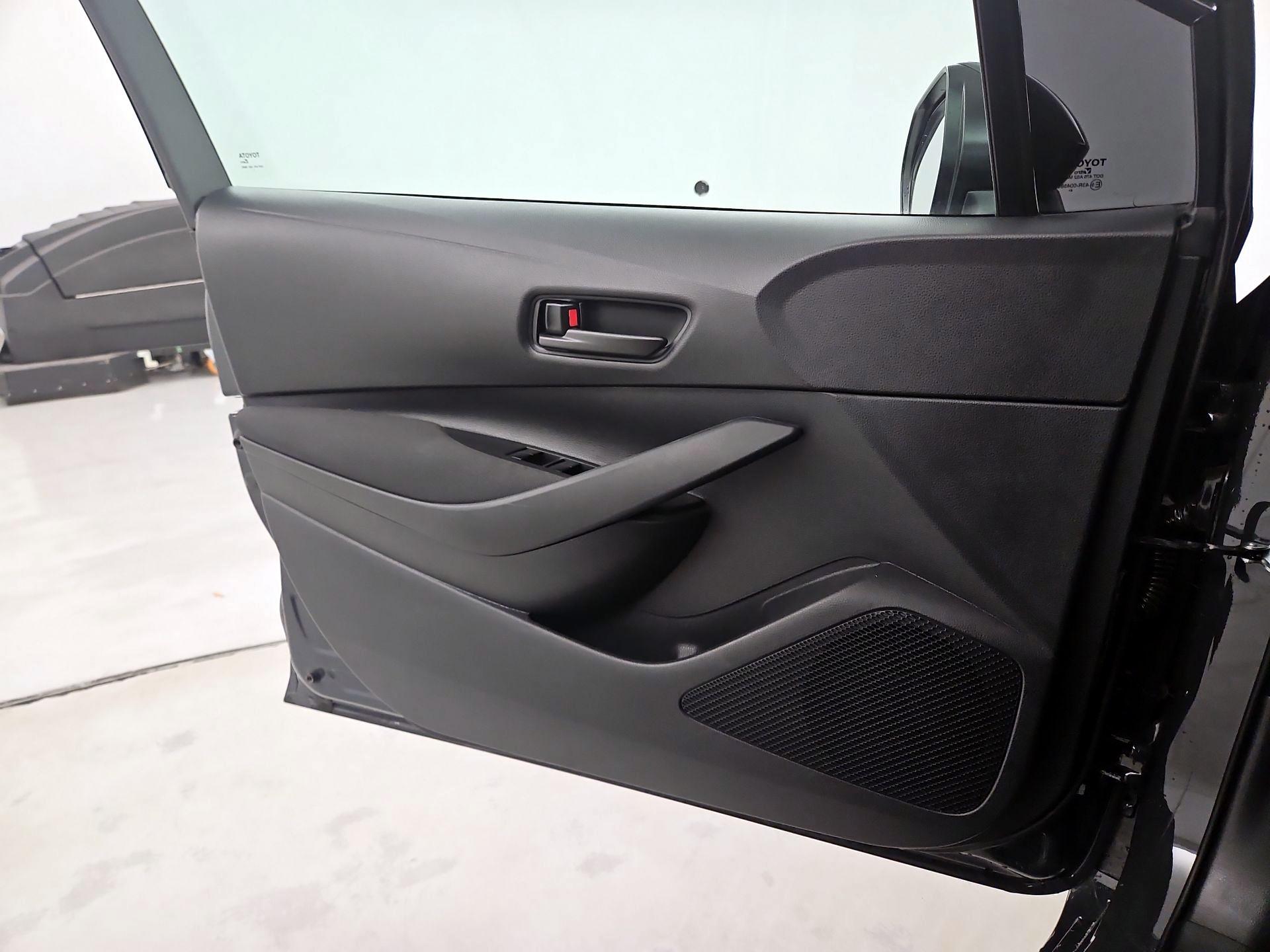 Thumbnail: 2025 Toyota Corolla - 12