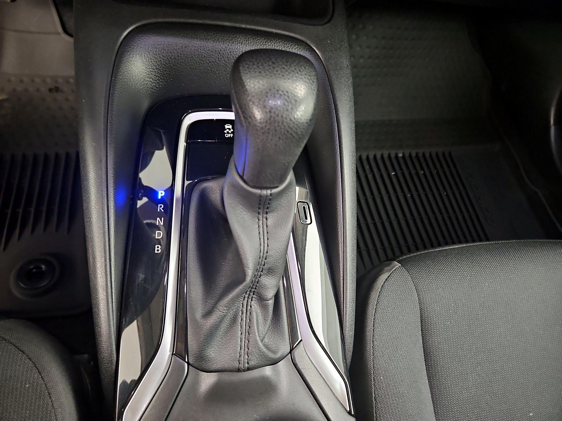 Thumbnail: 2025 Toyota Corolla - 18