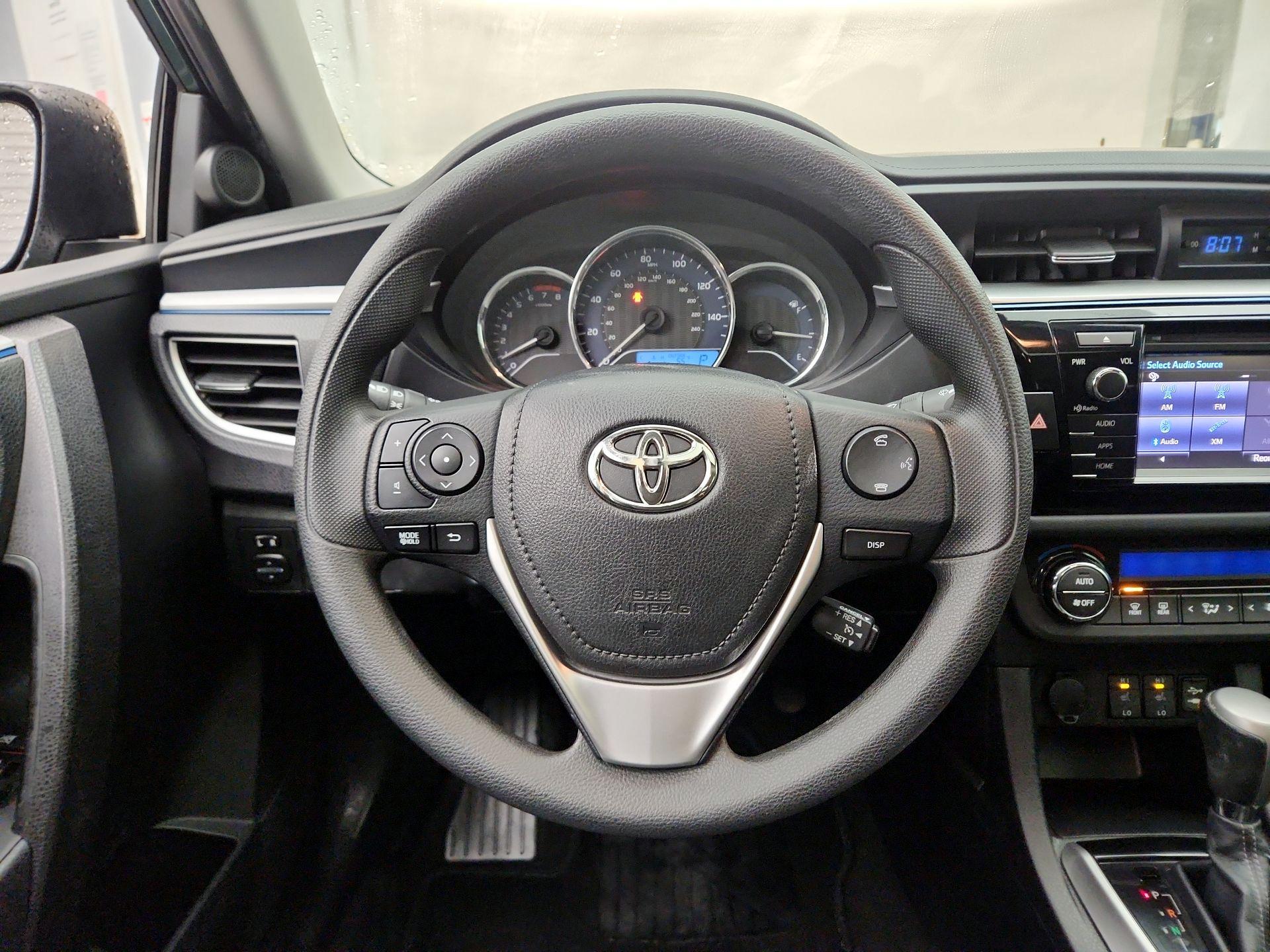 Thumbnail: 2015 Toyota Corolla - 10