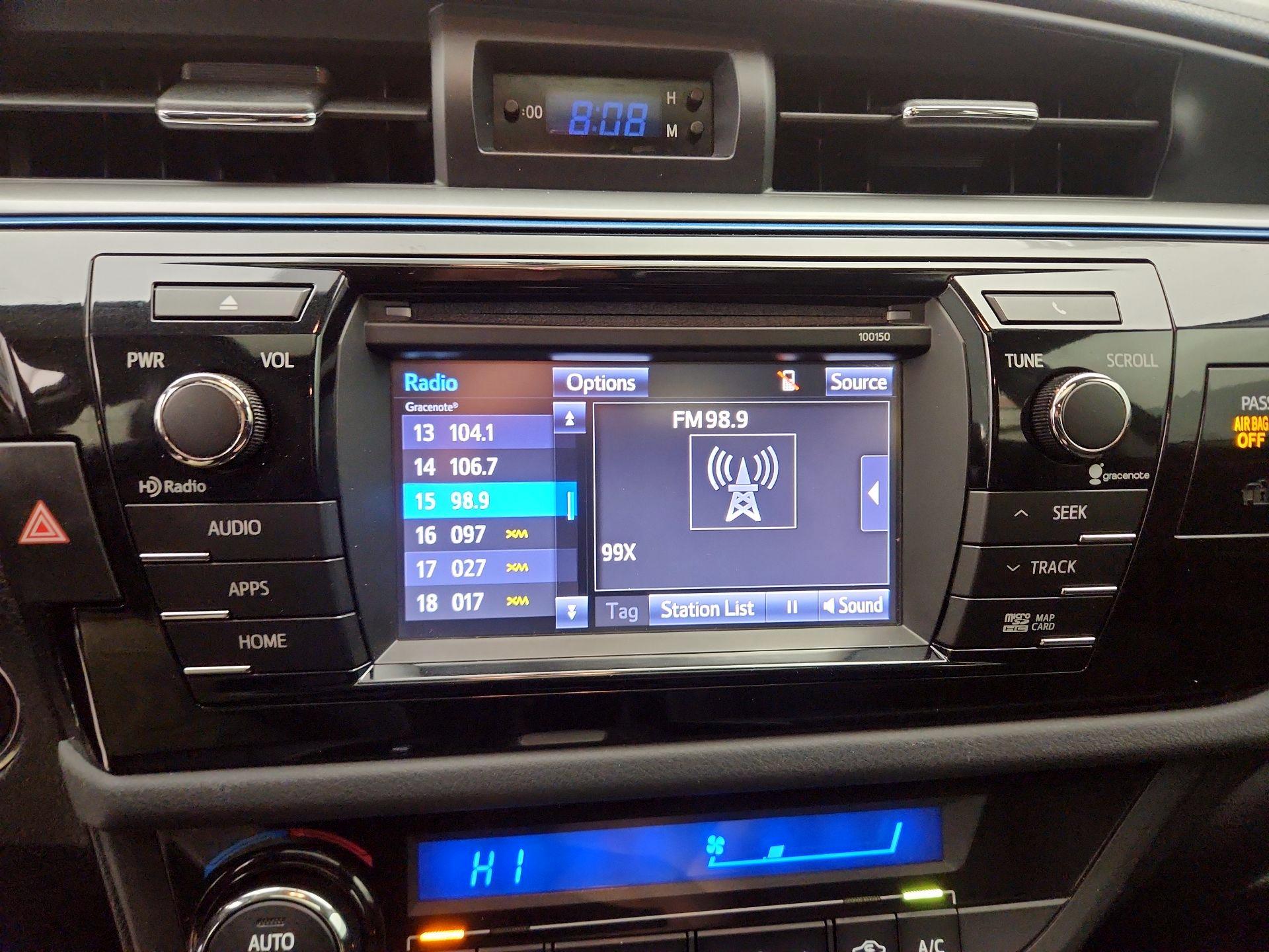 Thumbnail: 2015 Toyota Corolla - 15