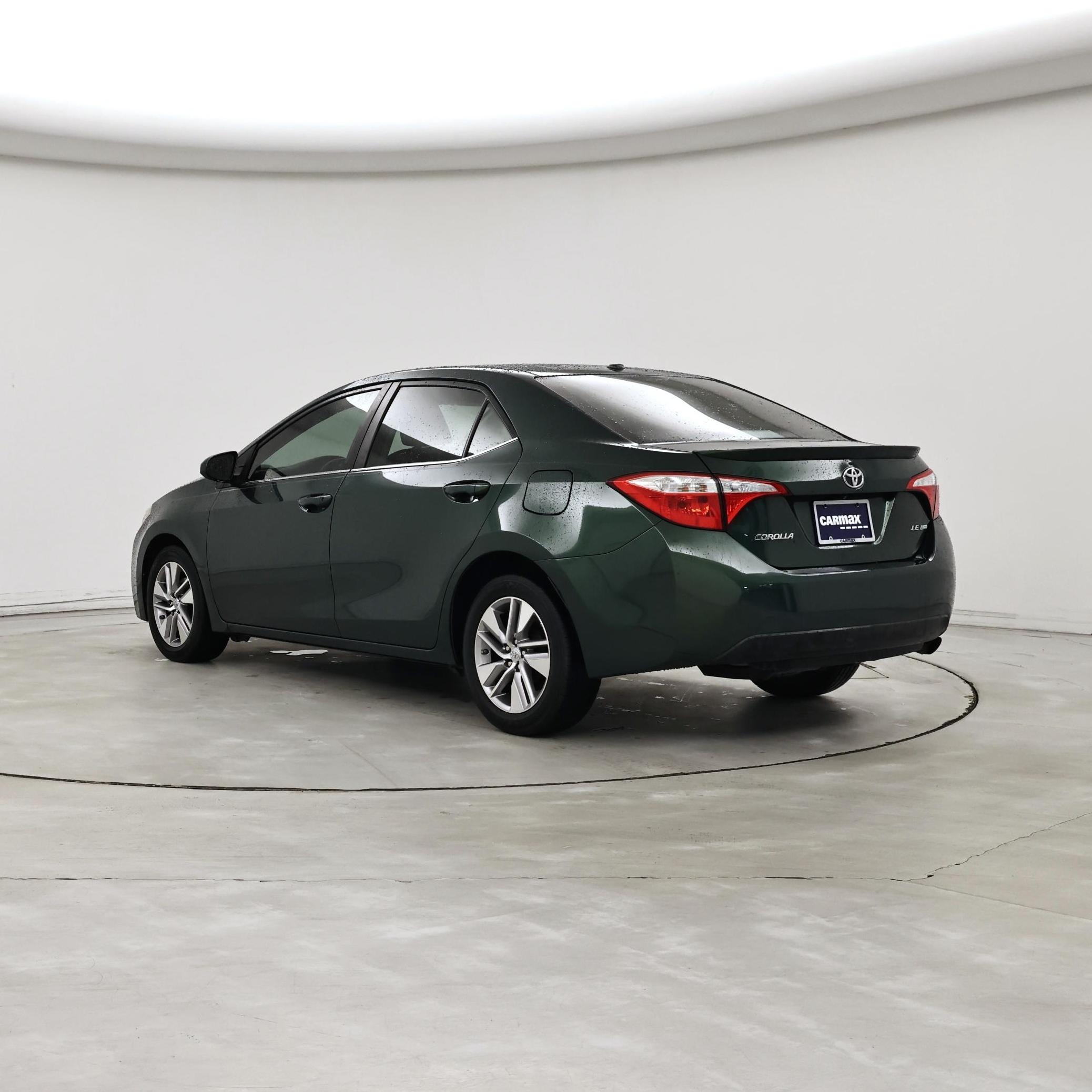 Thumbnail: 2015 Toyota Corolla - 2