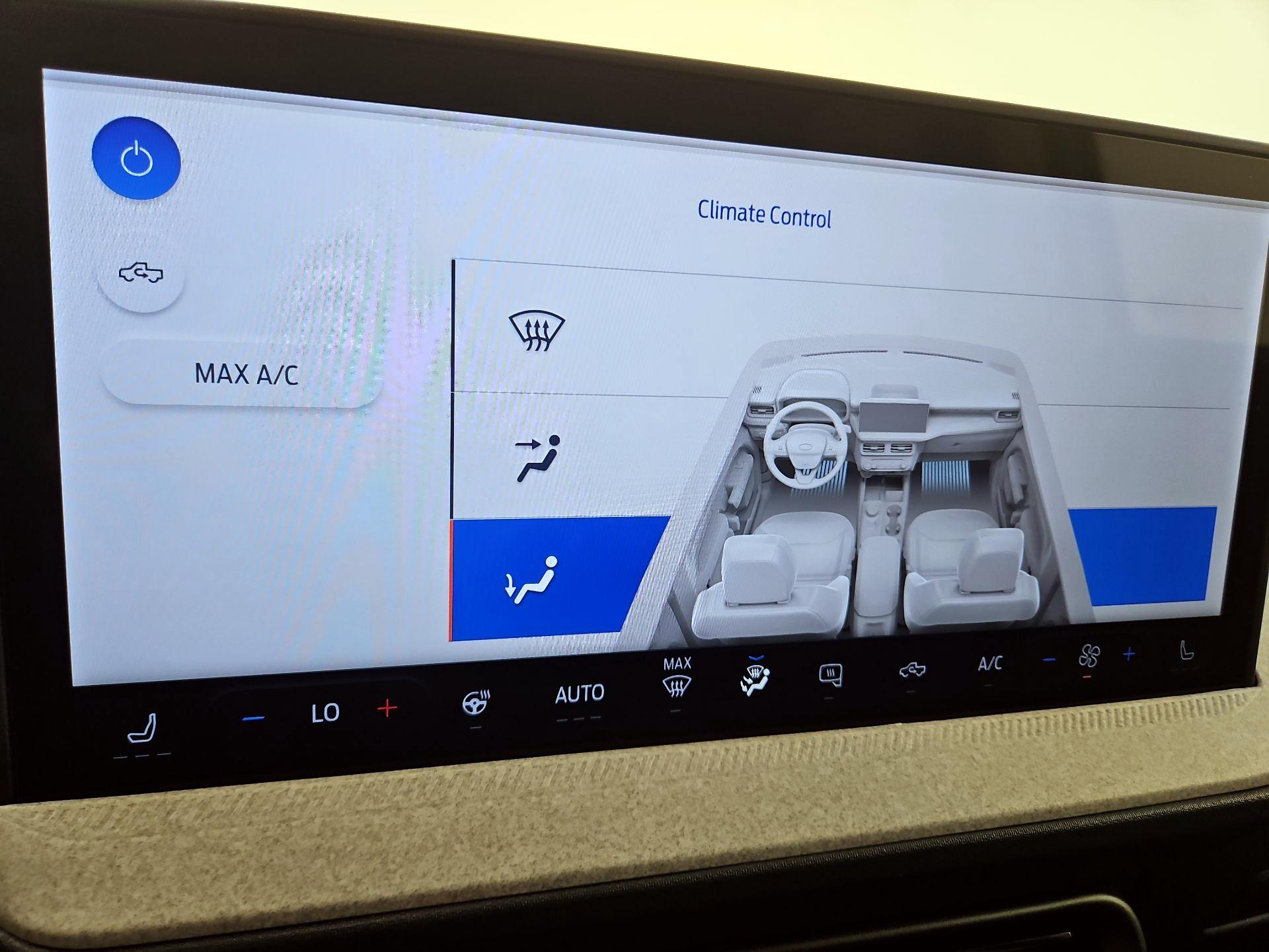 Thumbnail: 2025 Ford Maverick - 16