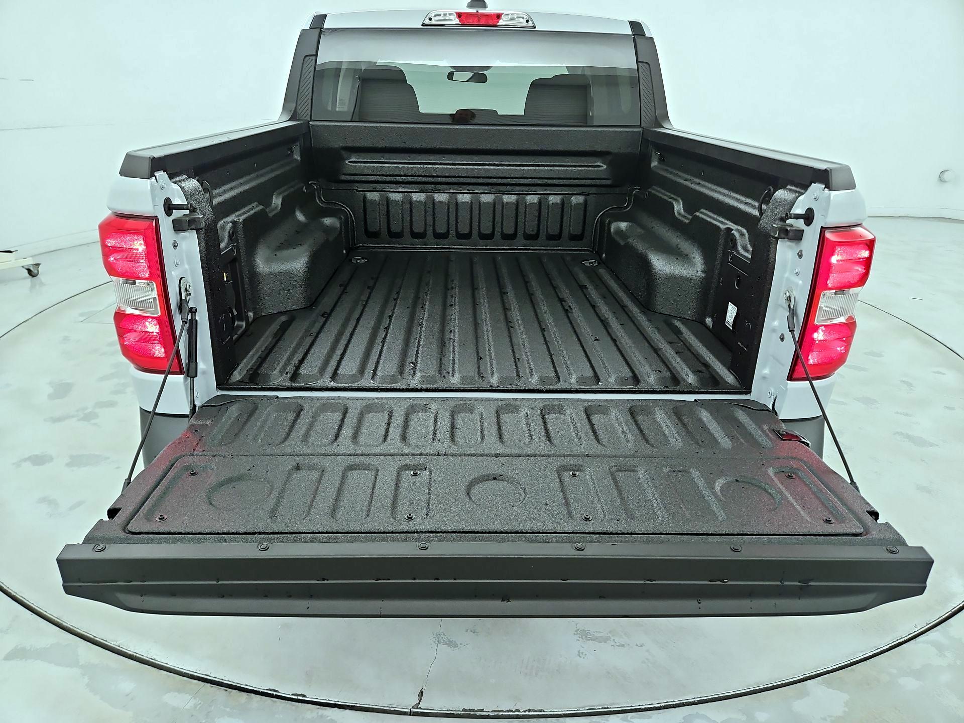 Thumbnail: 2025 Ford Maverick - 20