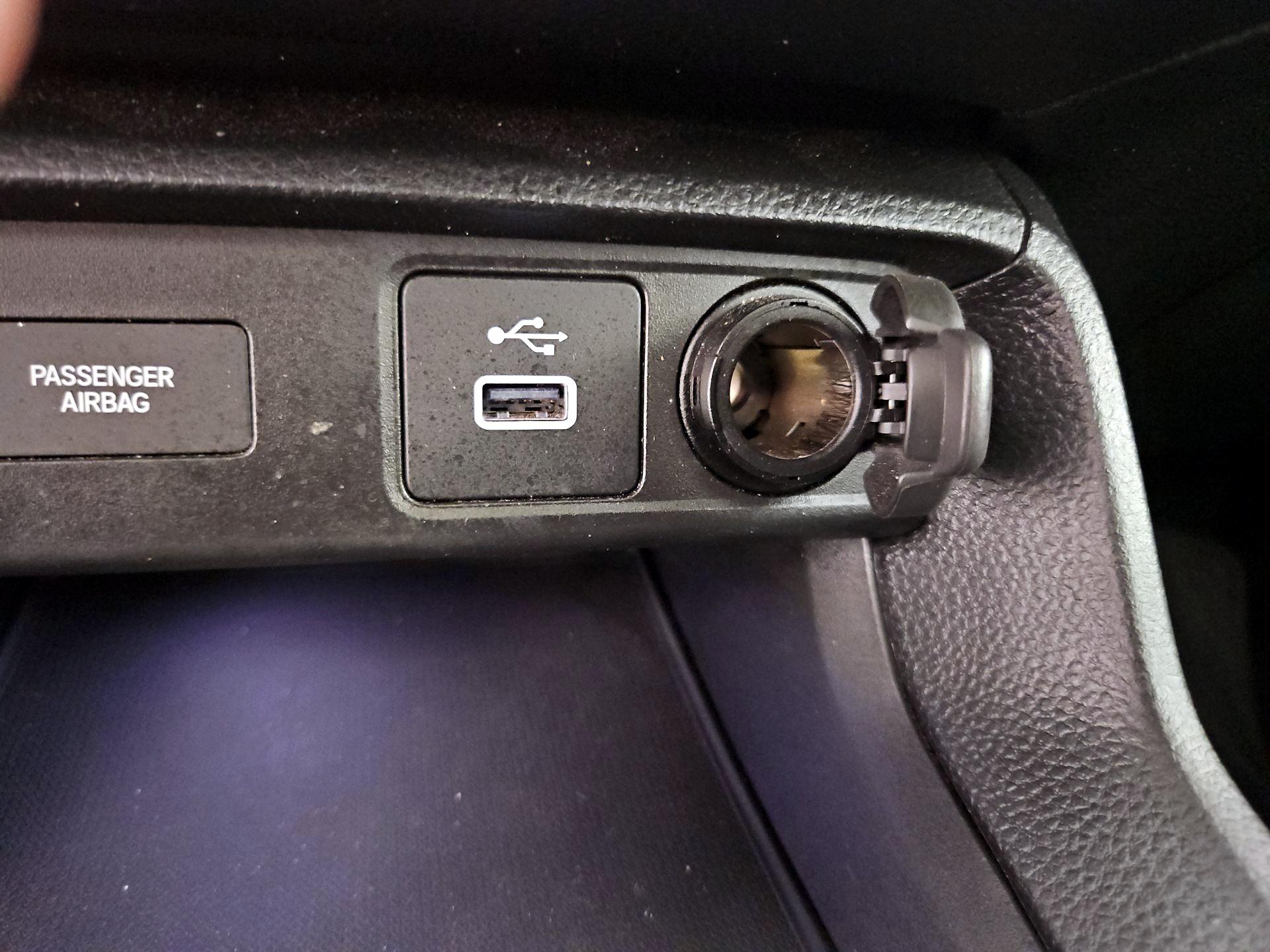 Thumbnail: 2024 Honda Civic - 18