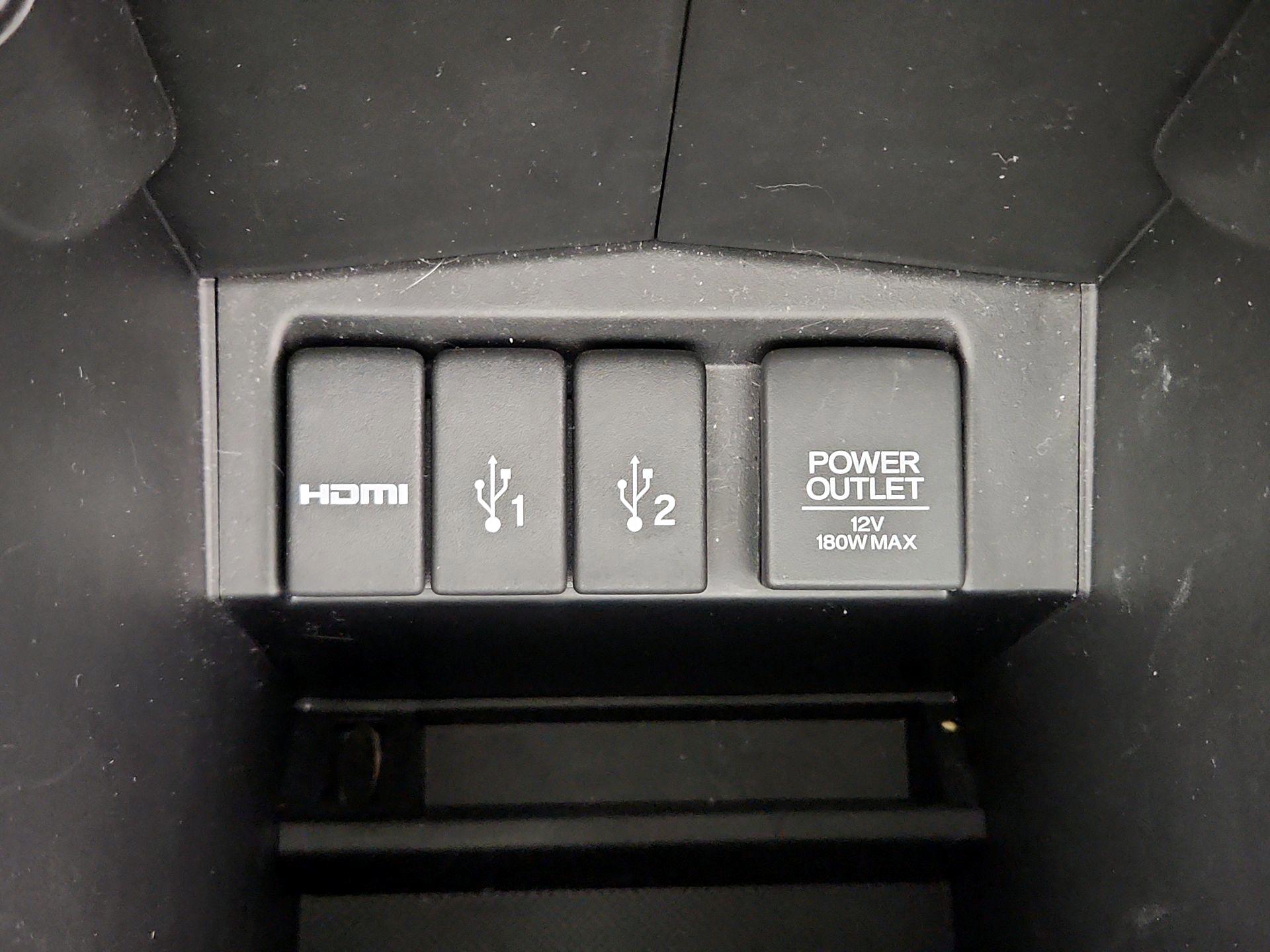 Thumbnail: 2015 Honda CR-V - 18