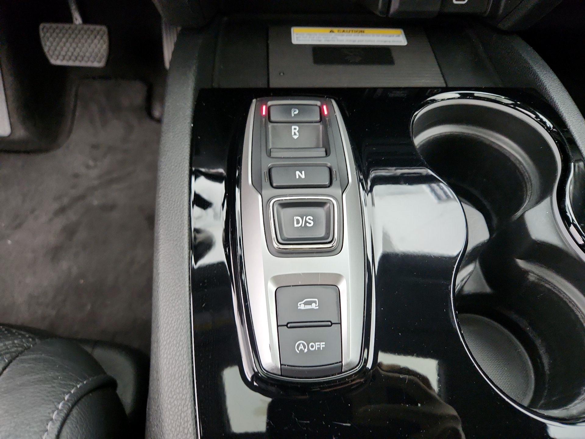 Thumbnail: 2019 Honda Pilot - 18